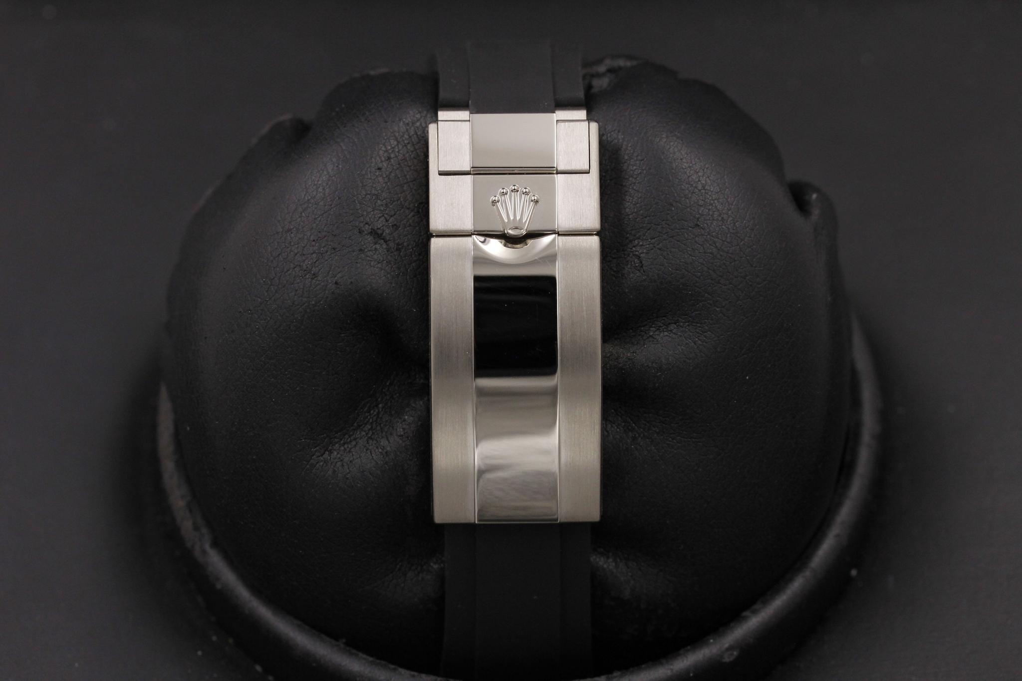 Watch Image 8
