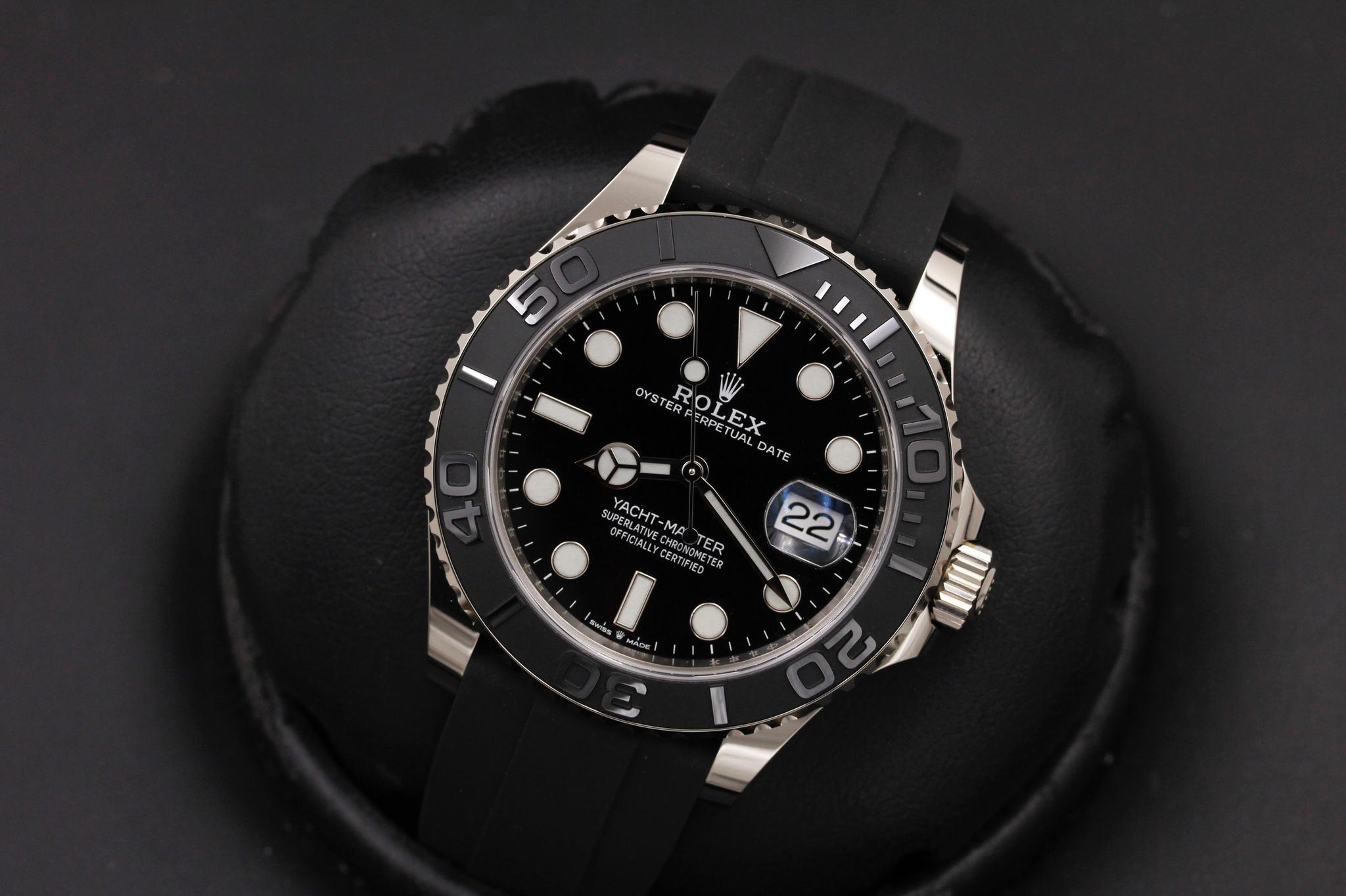Watch Image 9