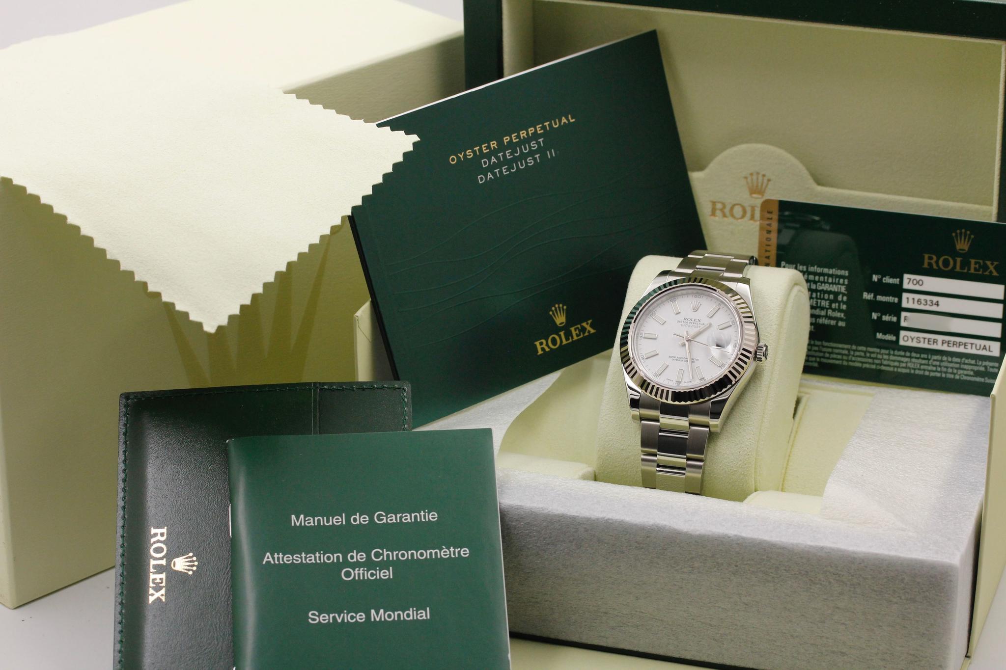 Watch Image 11