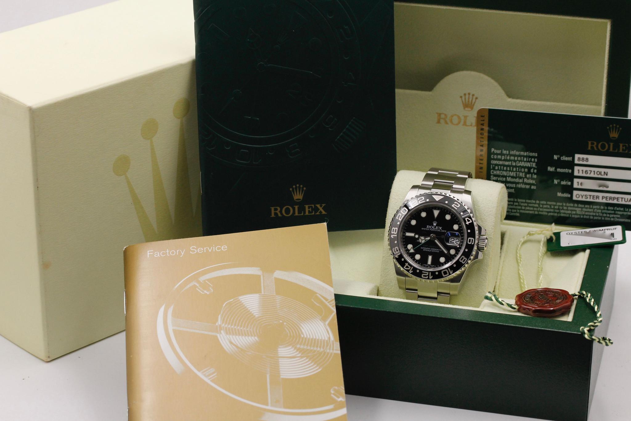 Watch Image 11