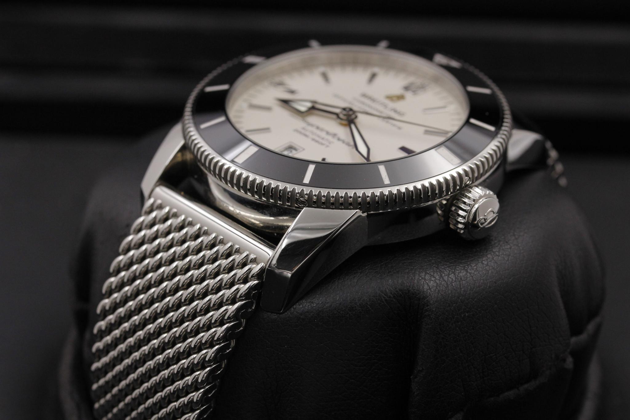 Watch Image 2