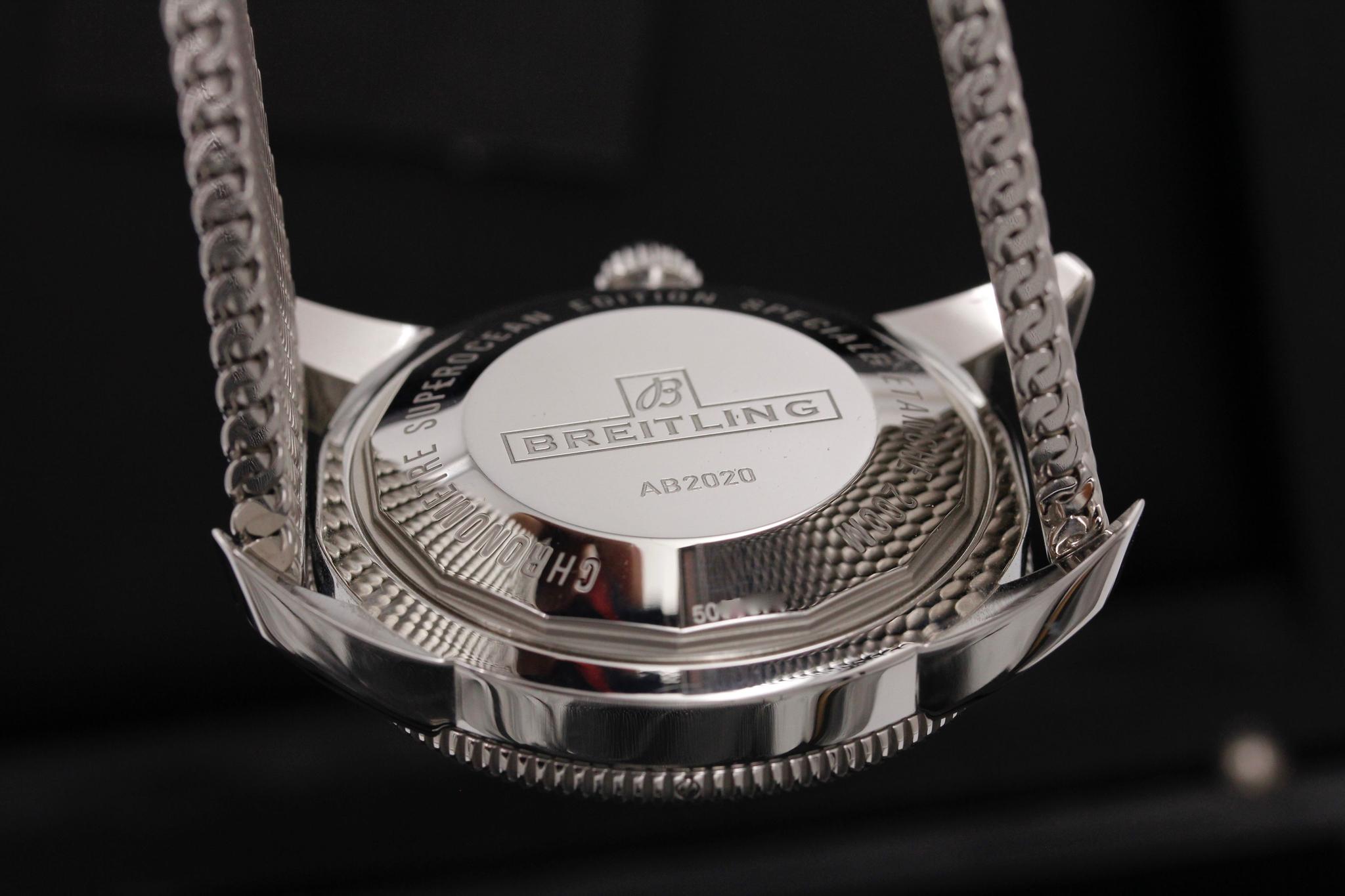 Watch Image 7
