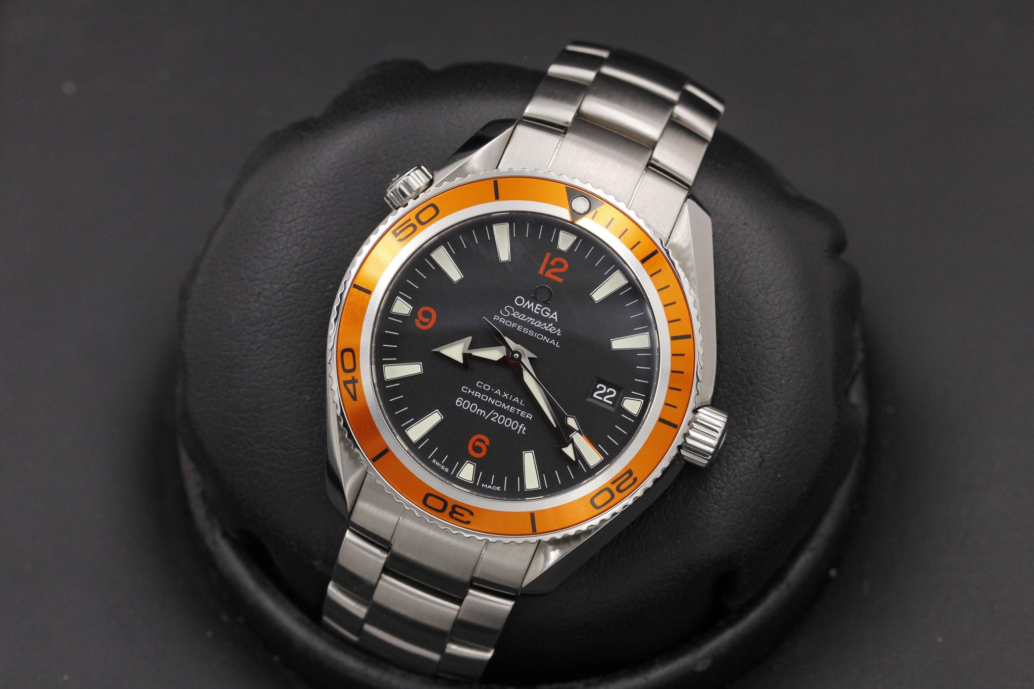 Watch Image 9