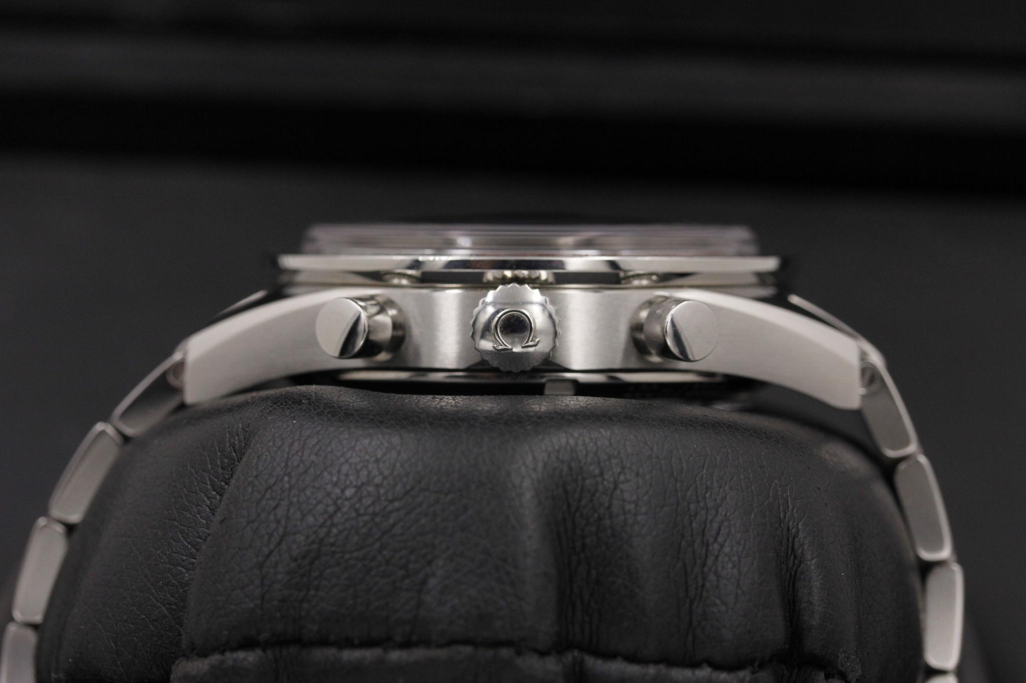 Watch Image 3