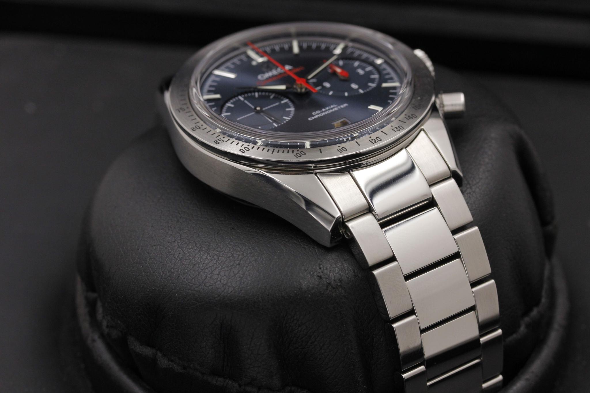 Watch Image 6