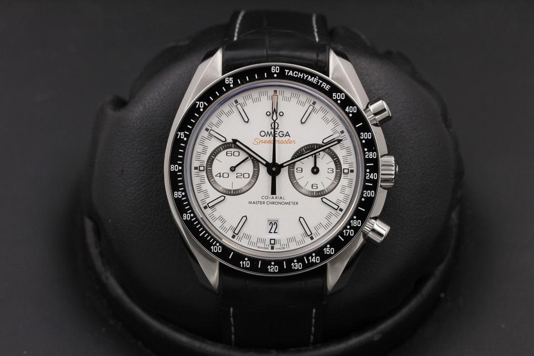 Omega Speedmaster Racing 329.33.44.51.04.001