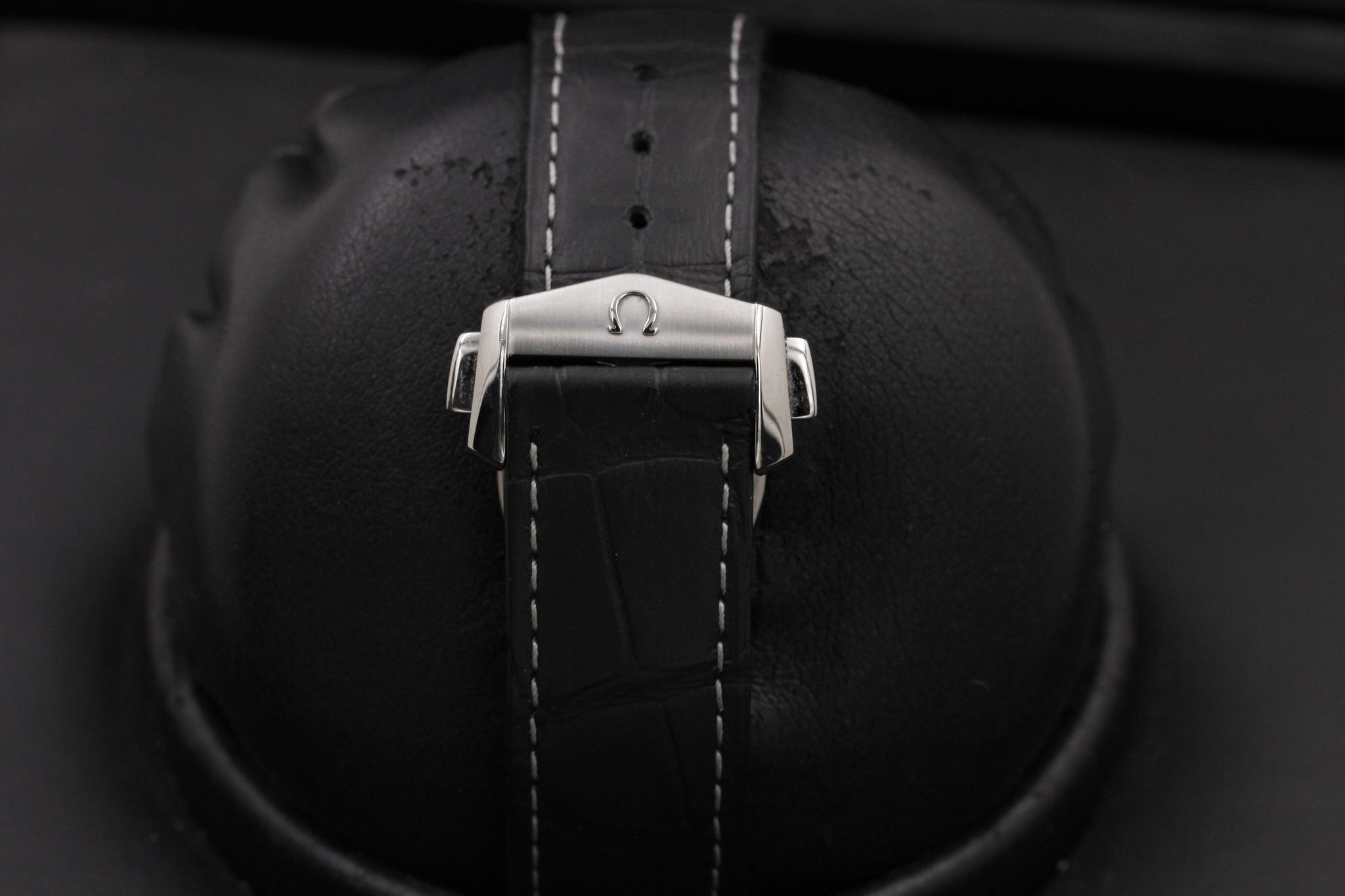 Watch Image 8