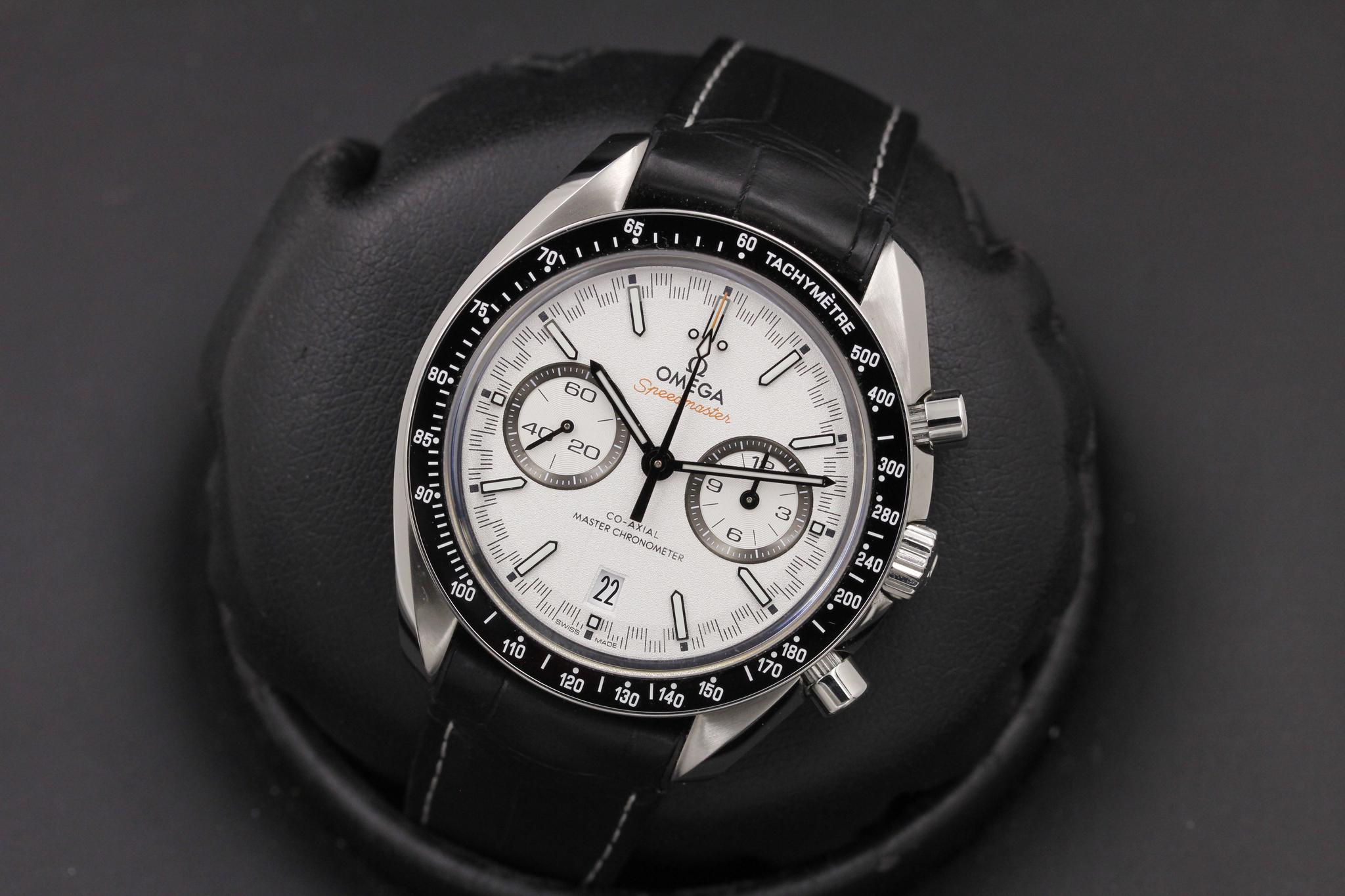 Watch Image 9