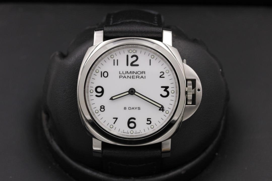 Panerai Luminor Base Pam 561