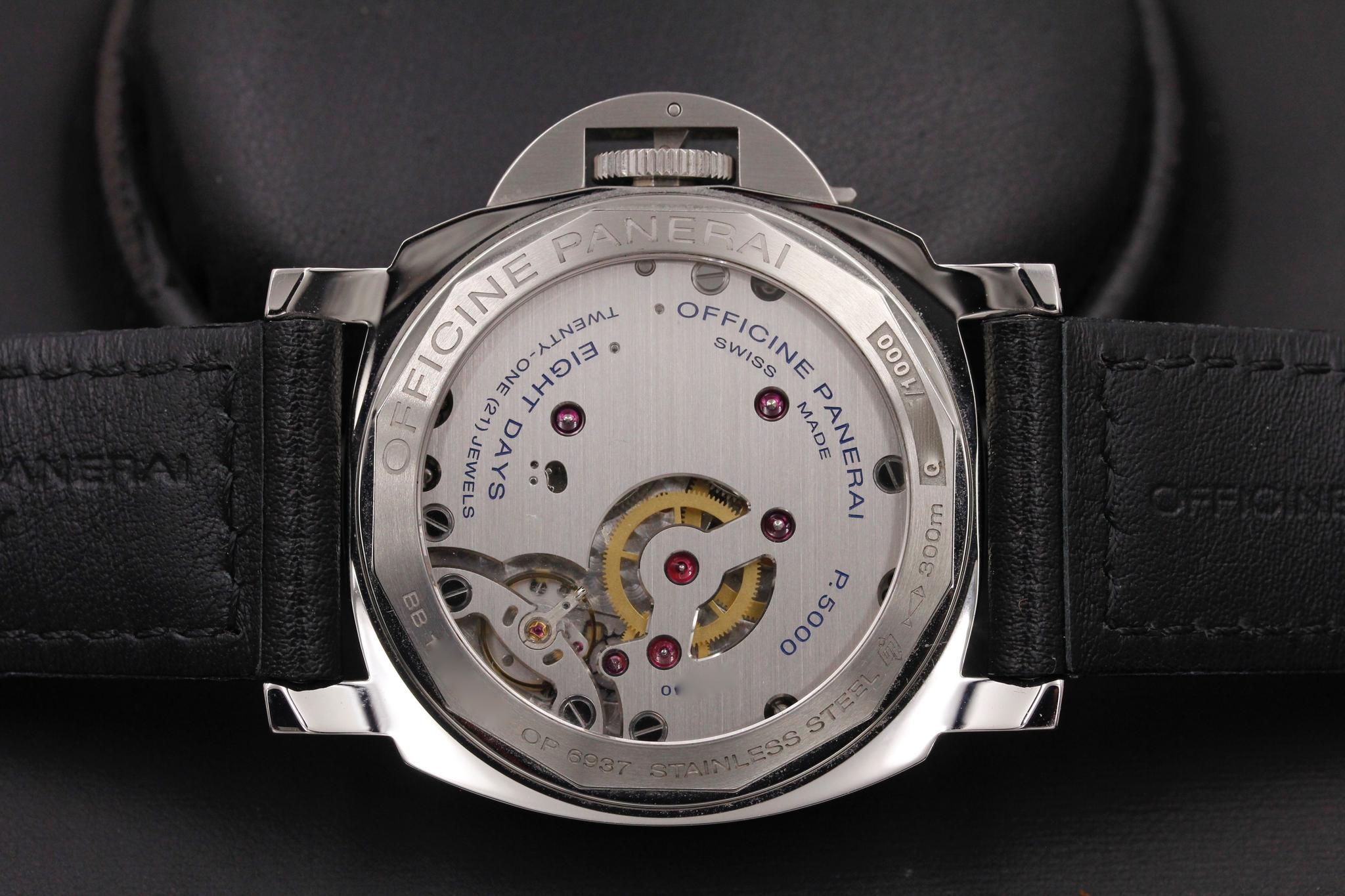 Watch Image 7