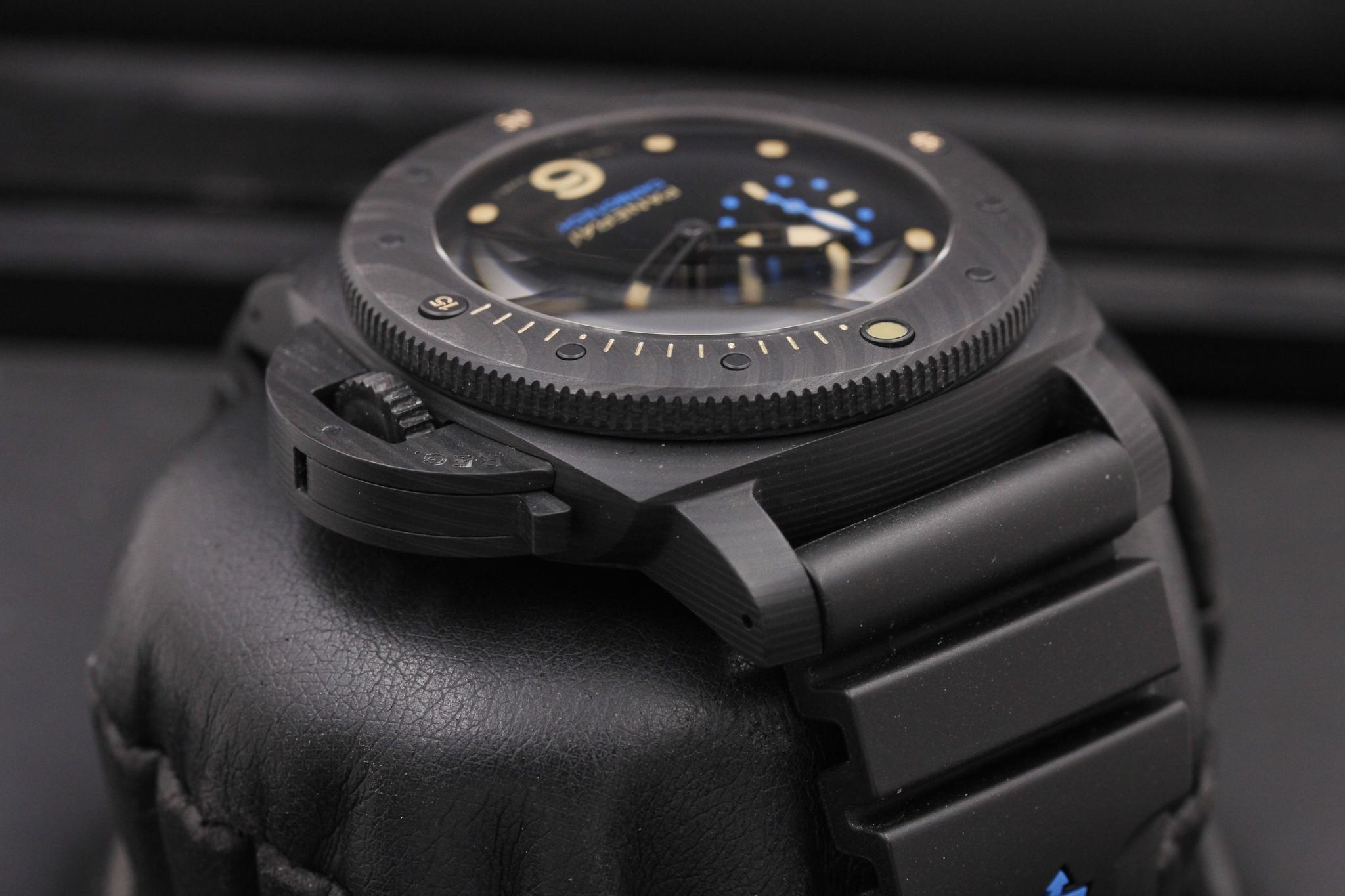Watch Image 4
