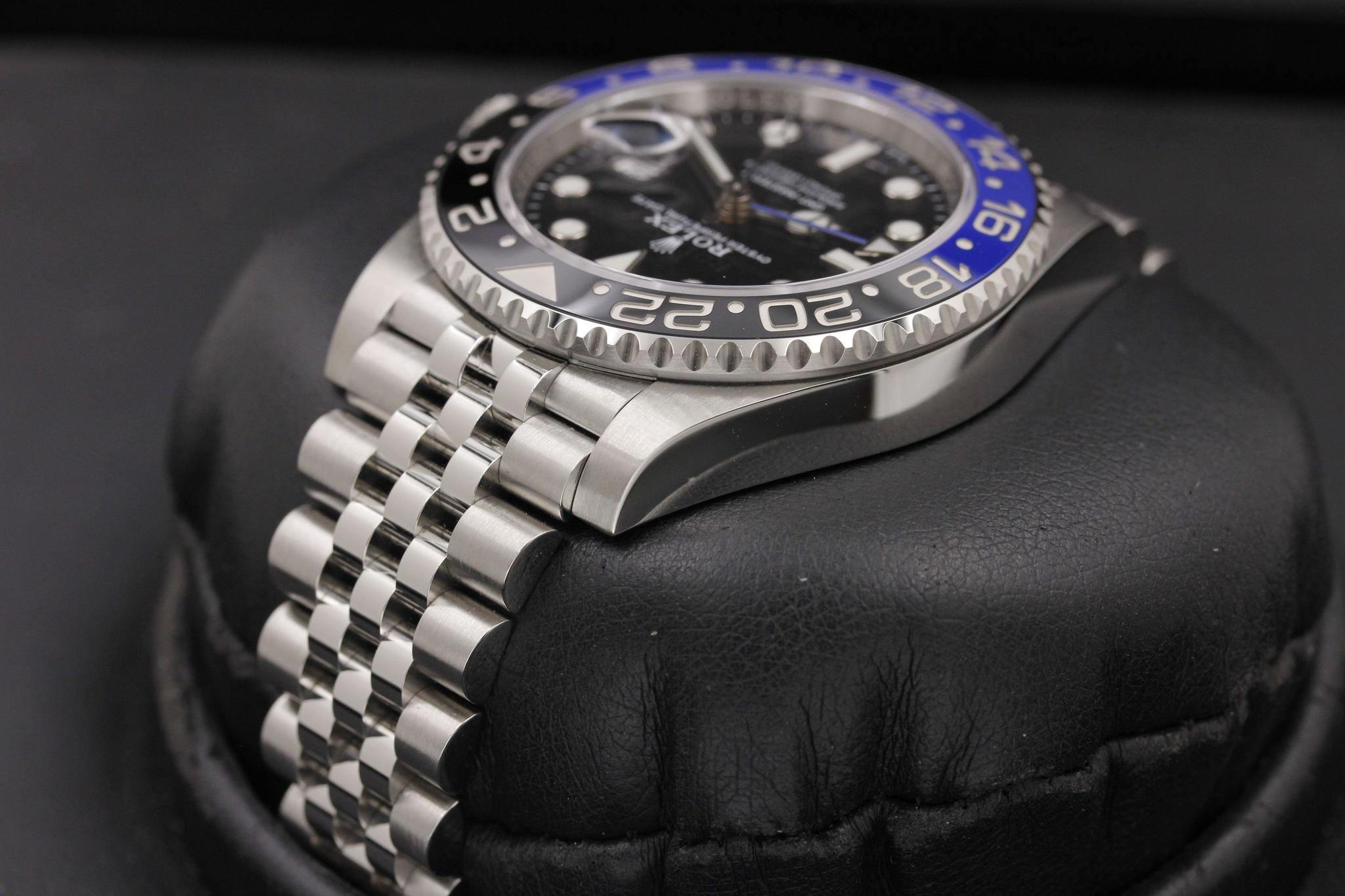 Watch Image 6