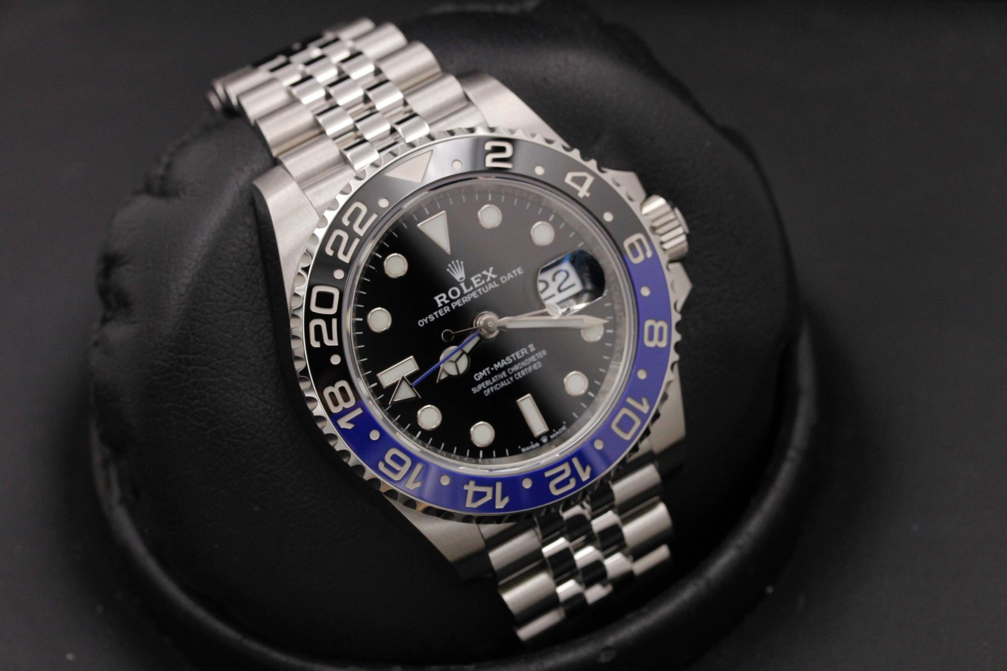 Watch Image 10