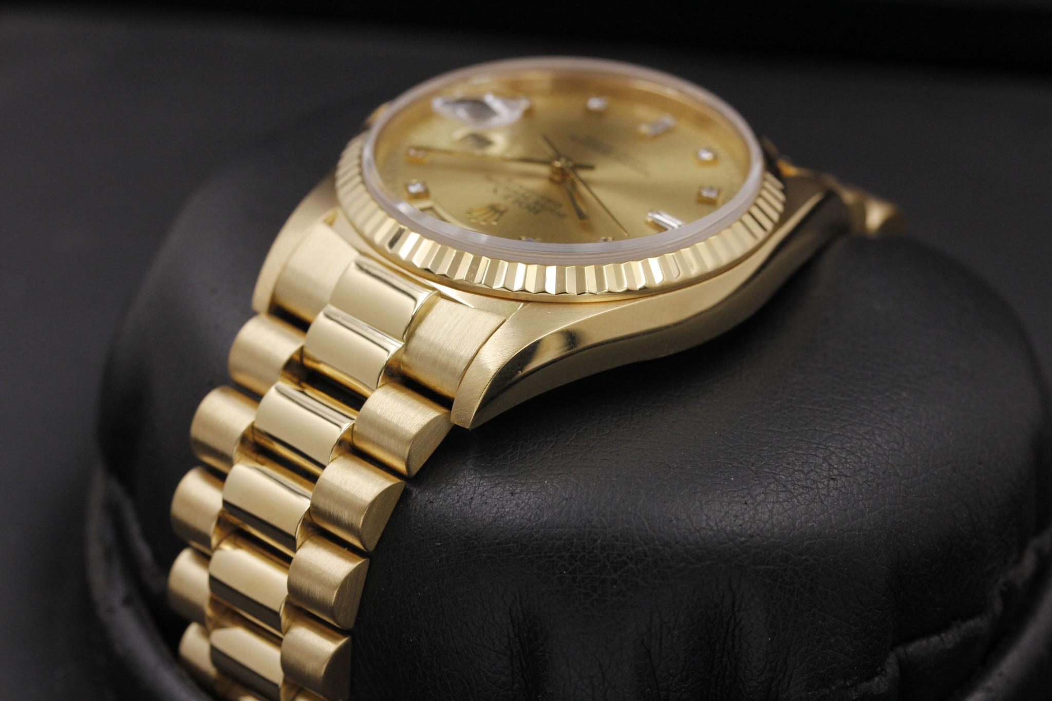 Watch Image 5