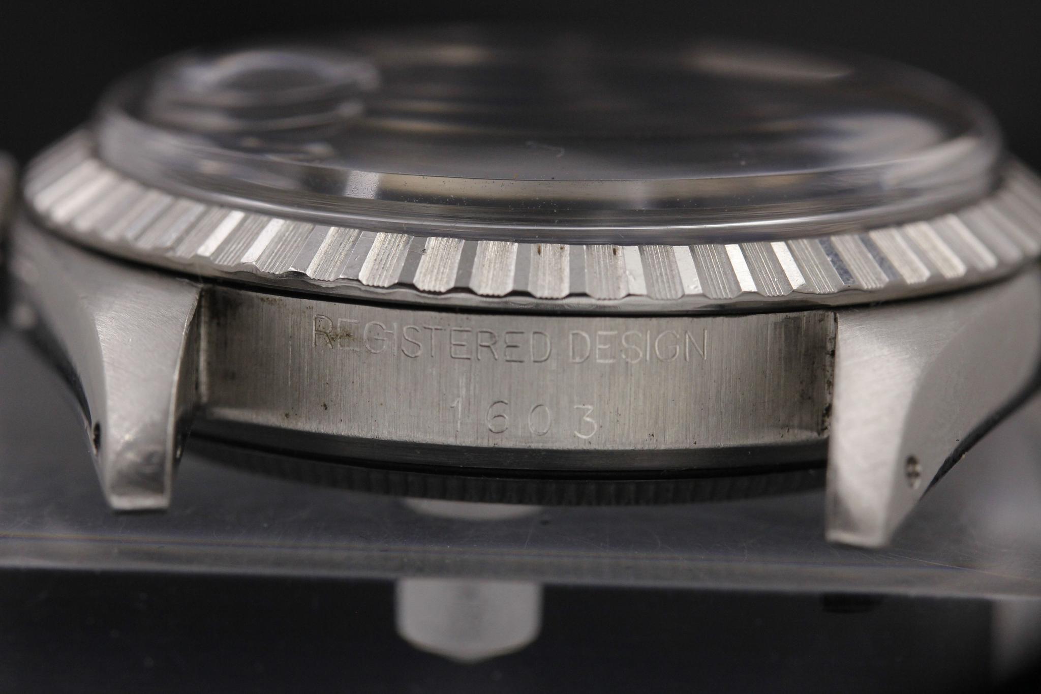 Watch Image 12