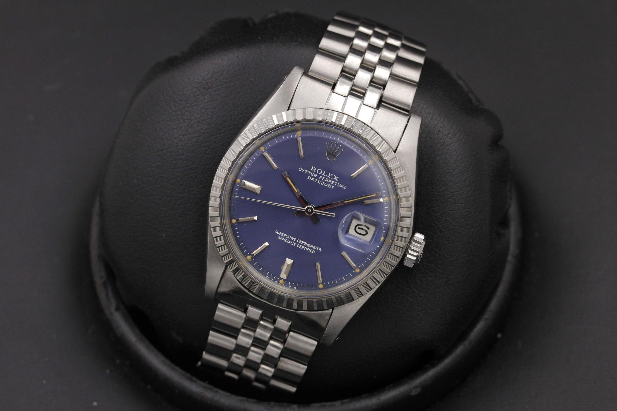 Watch Image 13