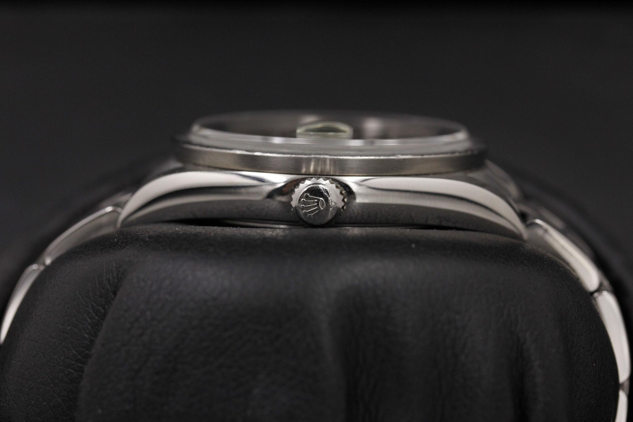 Watch Image 3