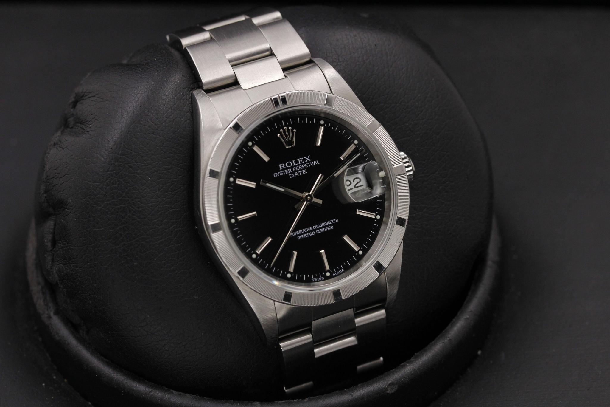 Watch Image 11