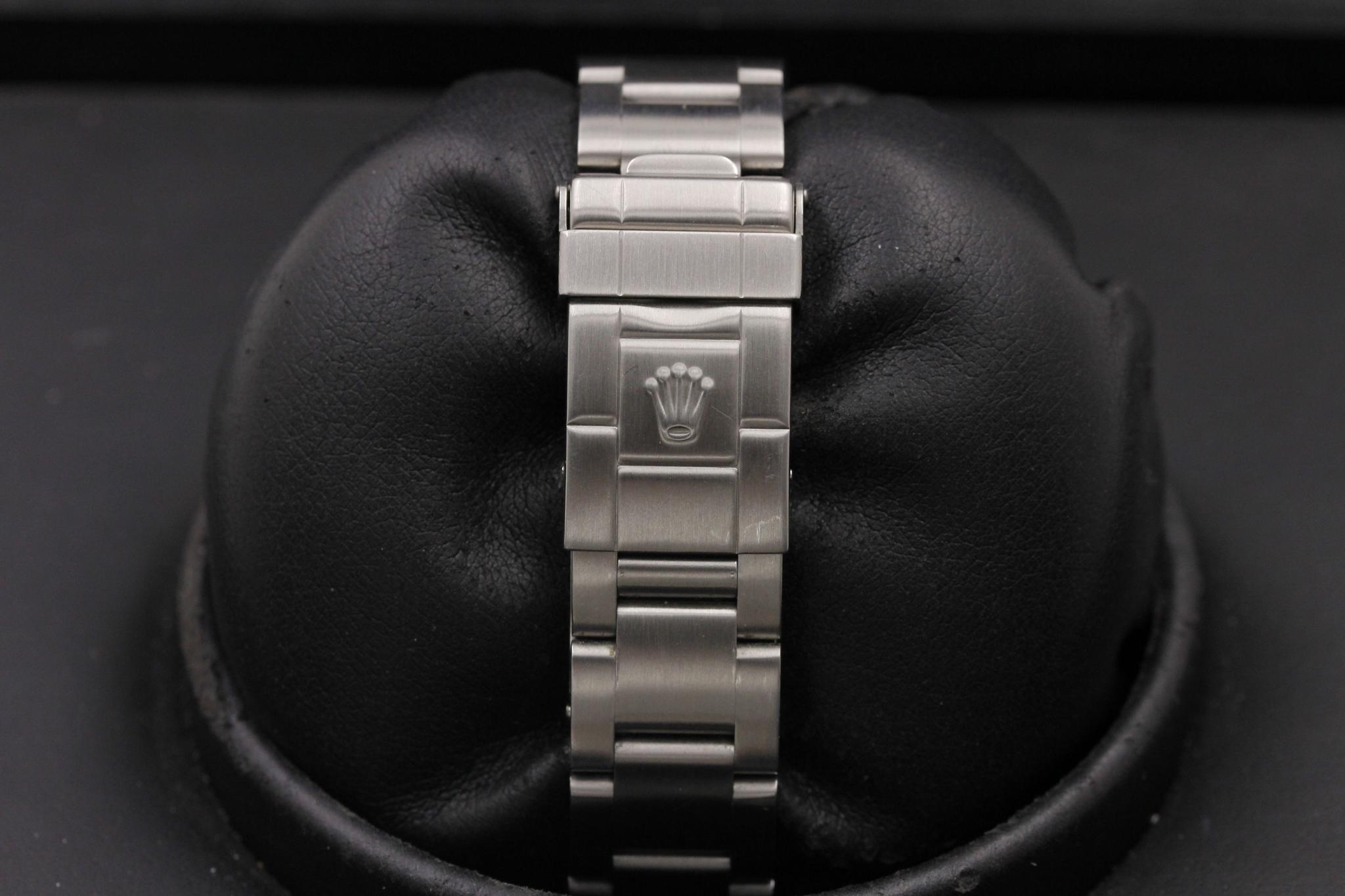 Watch Image 7