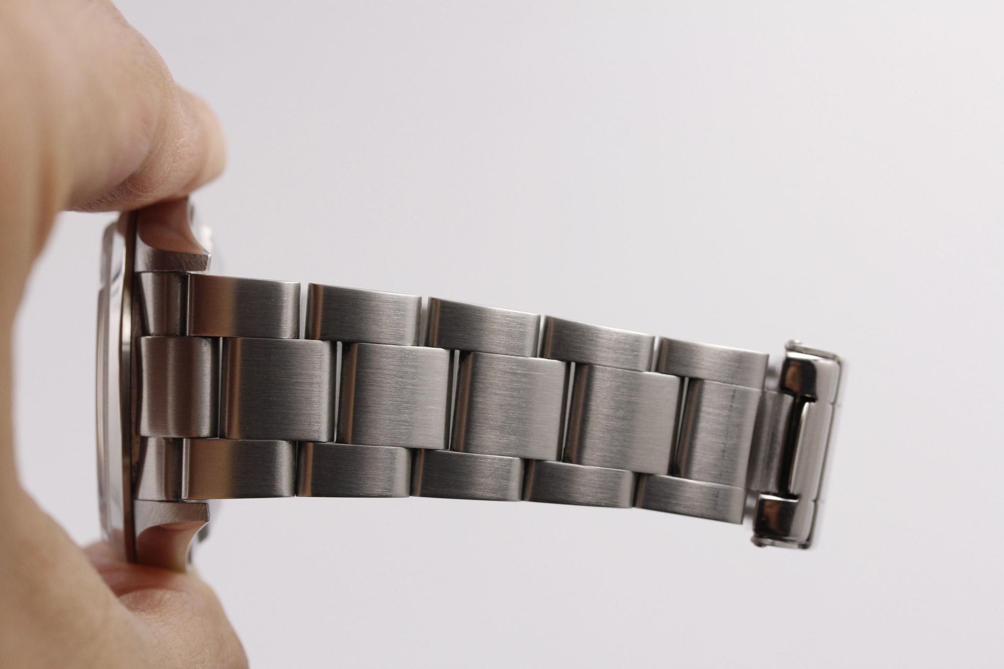 Watch Image 8