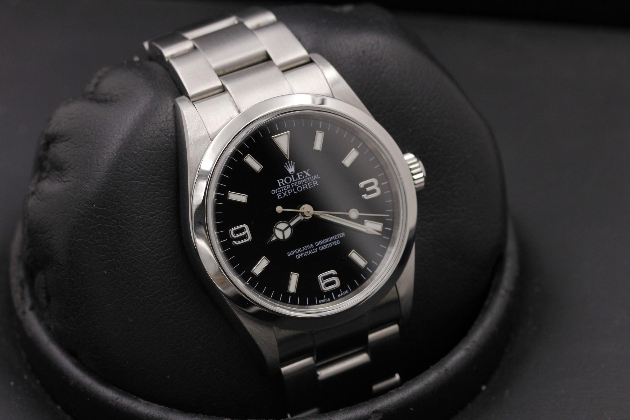 Watch Image 10