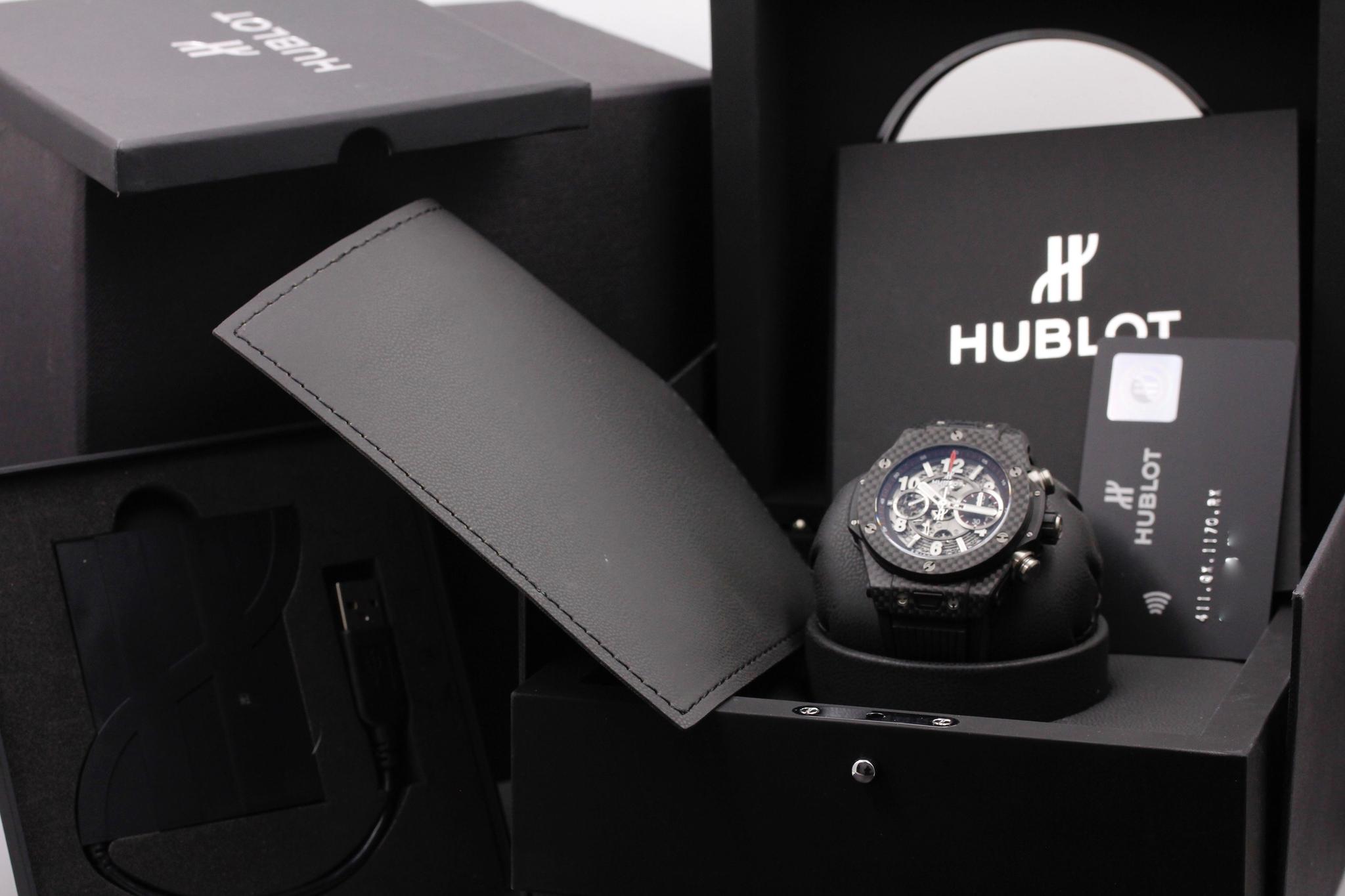 Watch Image 11
