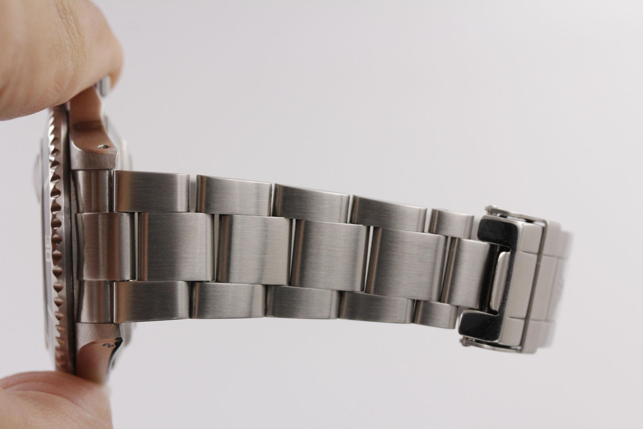 Watch Image 9