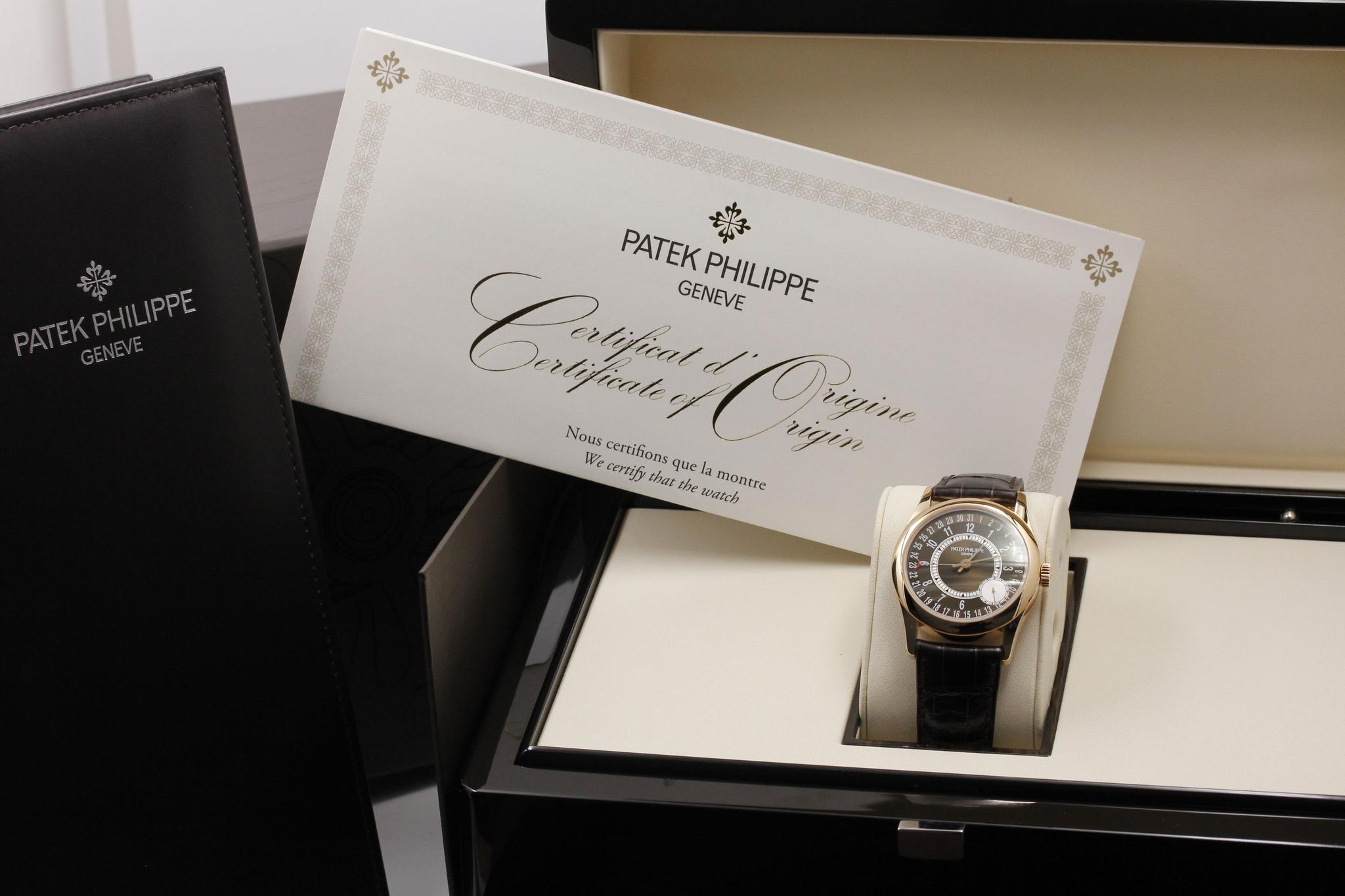 Watch Image 12