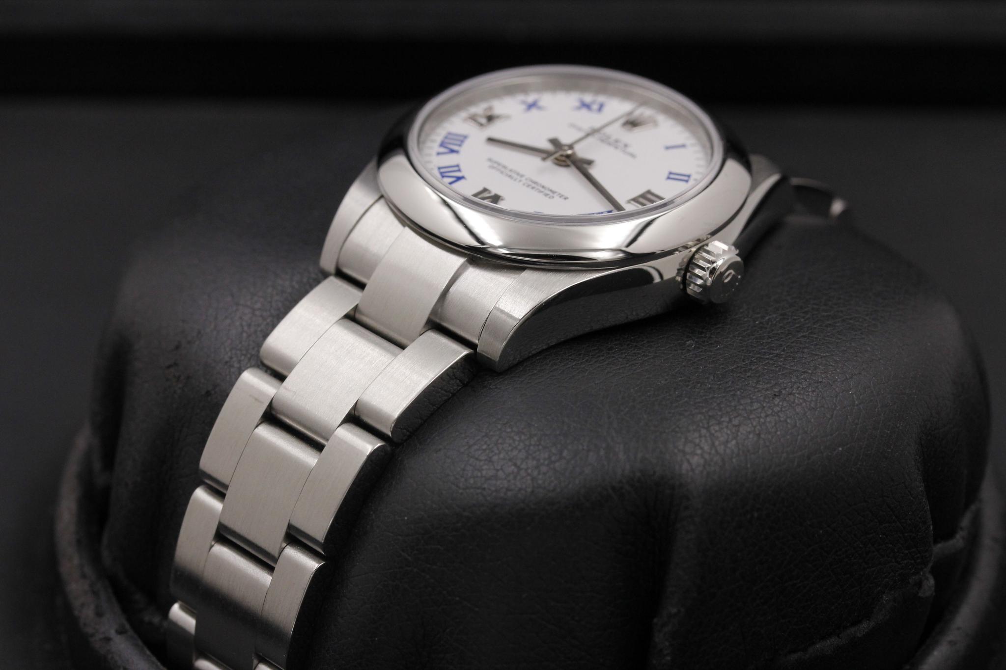 Watch Image 2