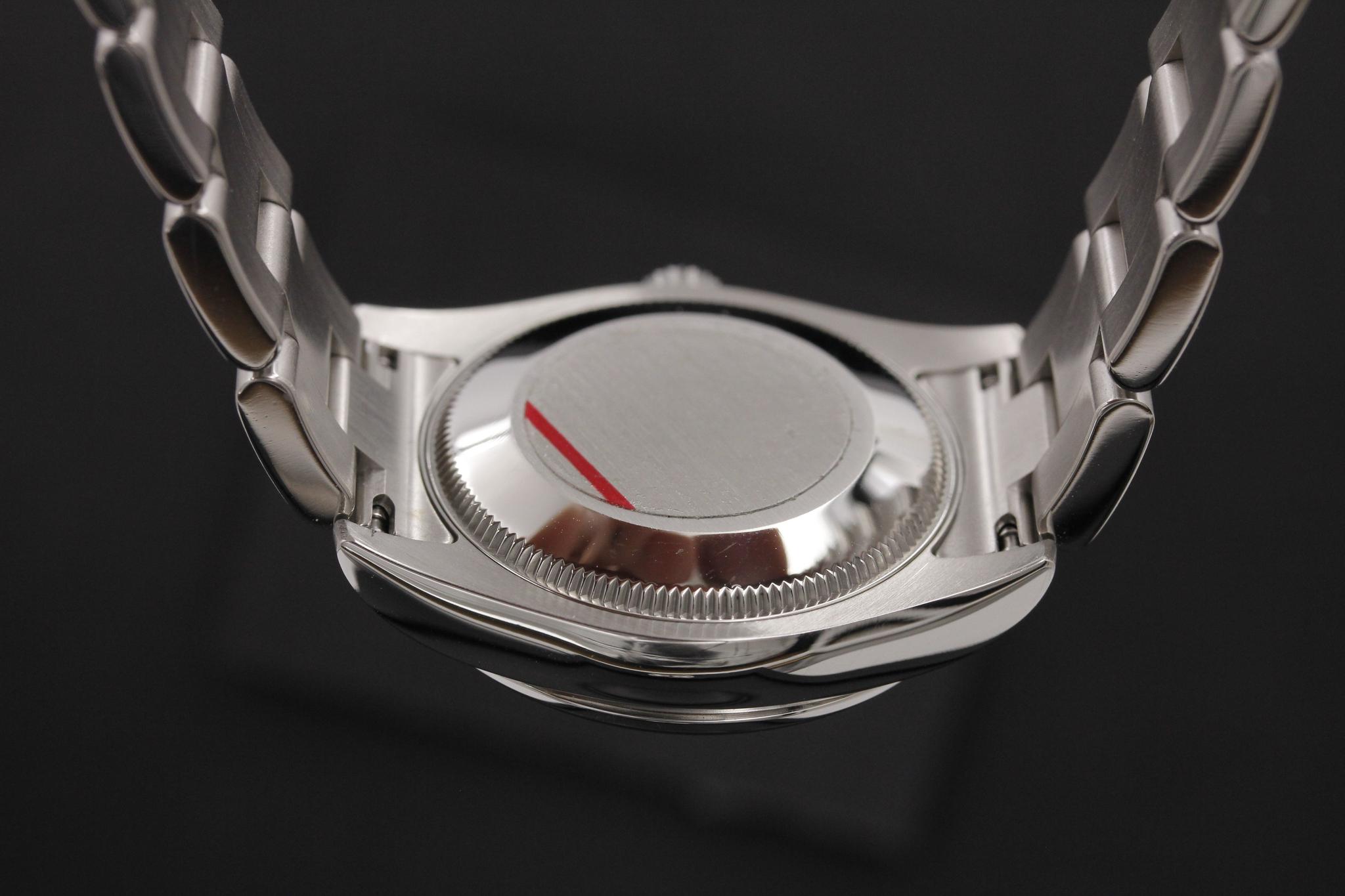 Watch Image 7