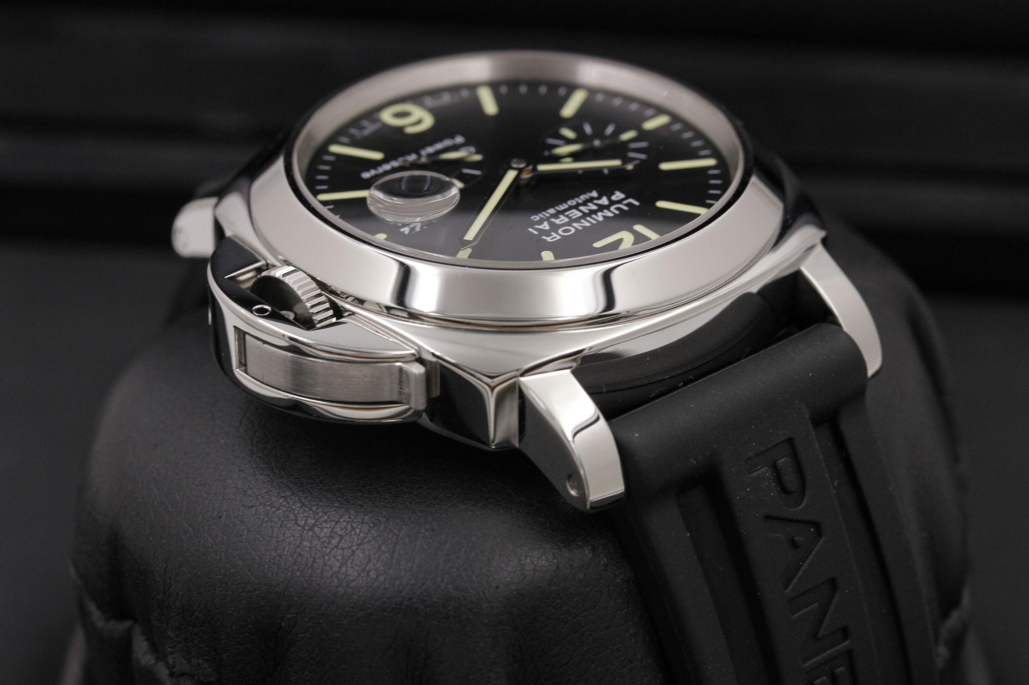 Watch Image 4
