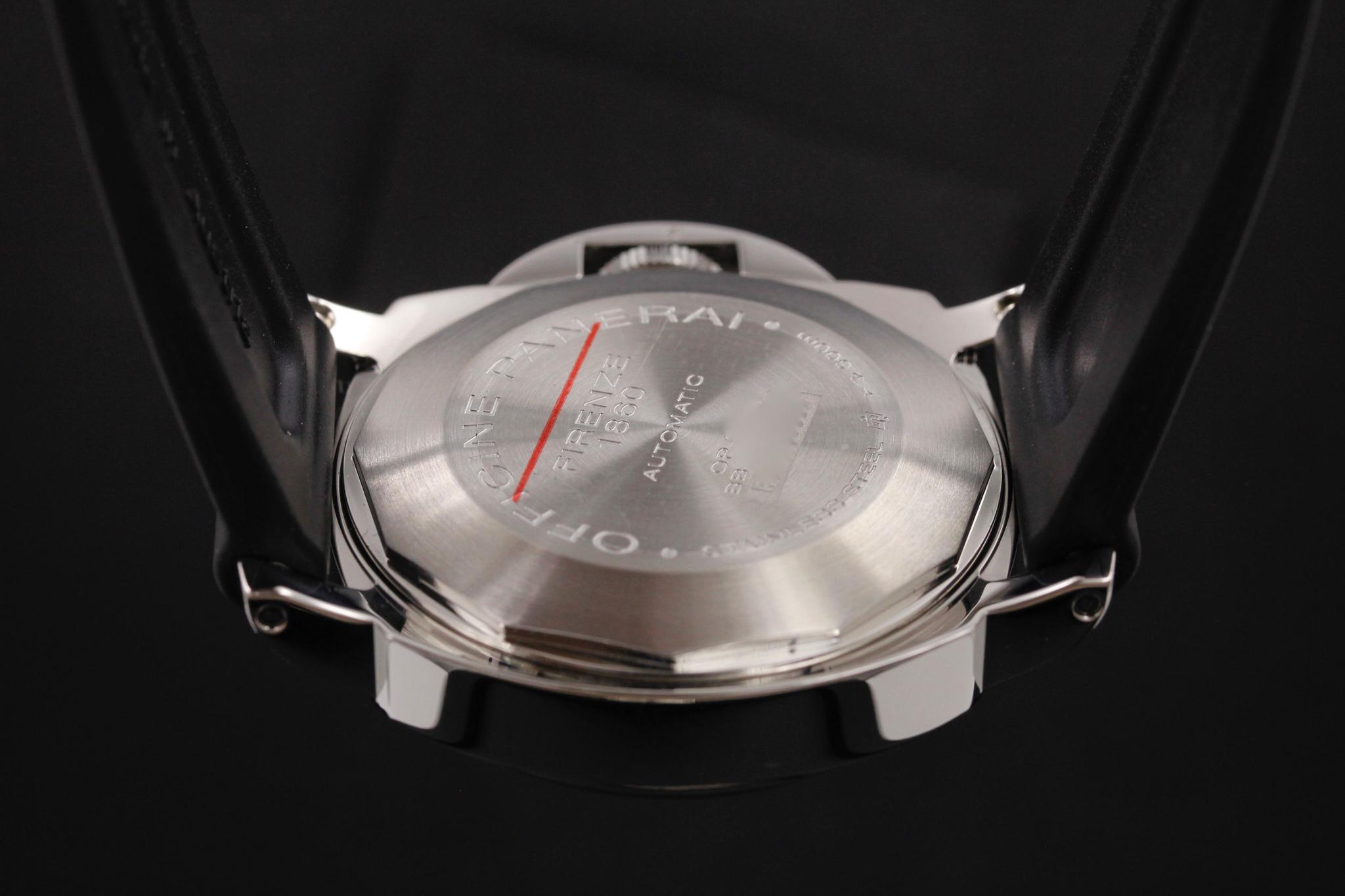 Watch Image 7