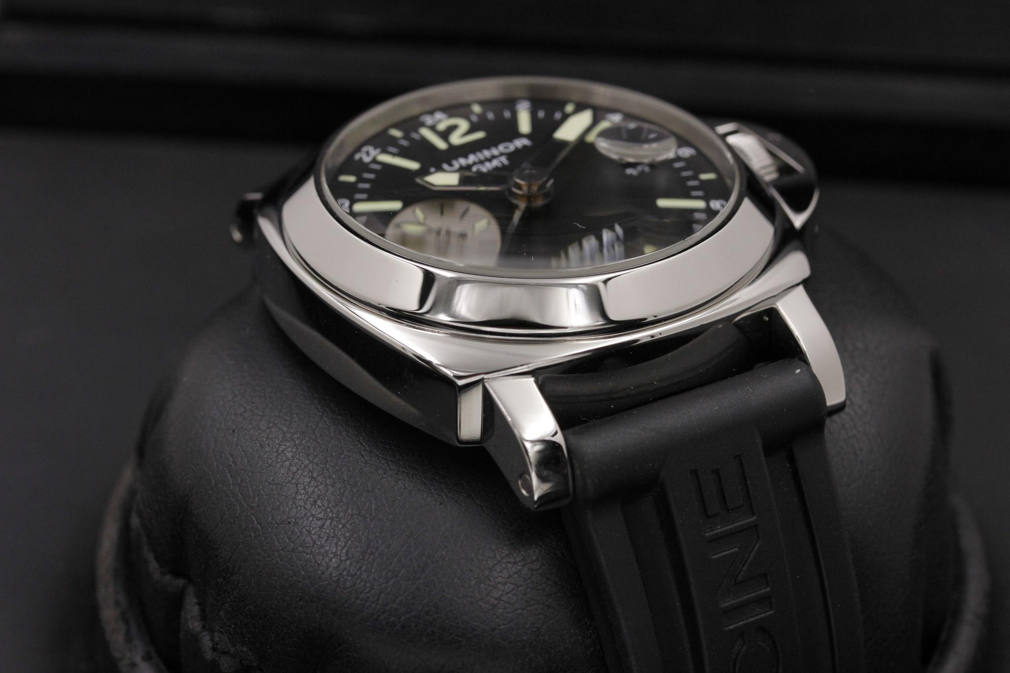 Watch Image 6