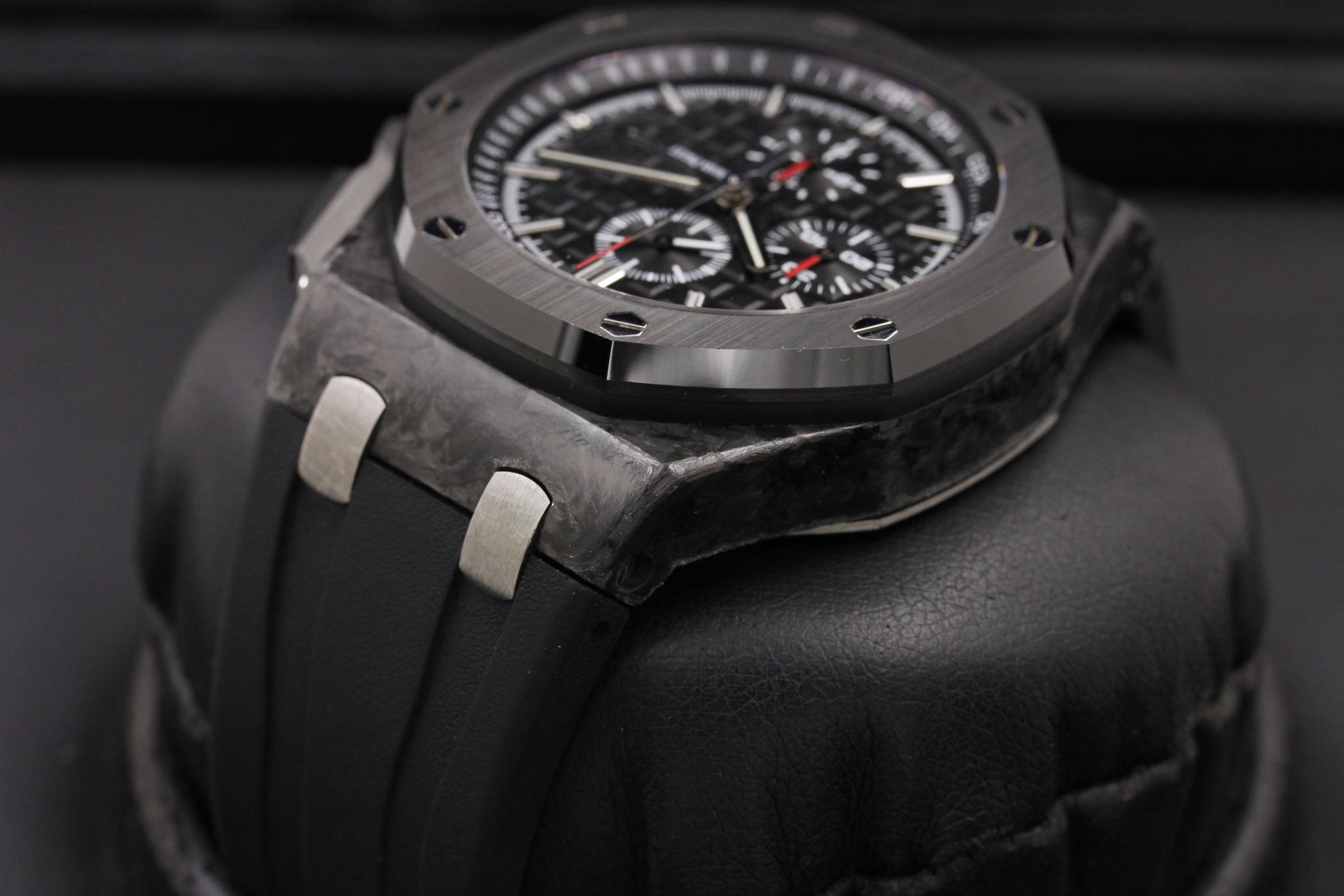 Watch Image 5