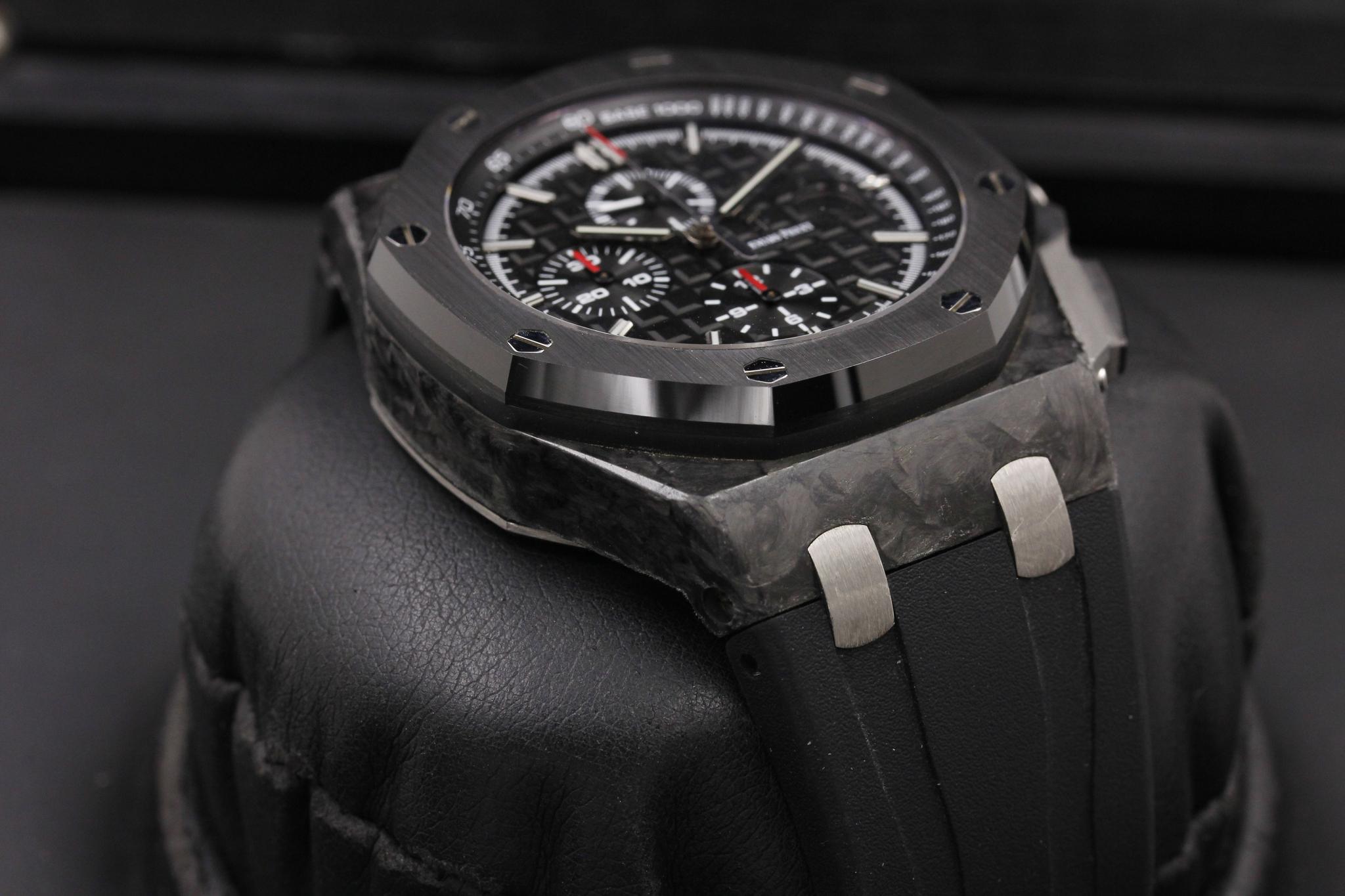 Watch Image 6
