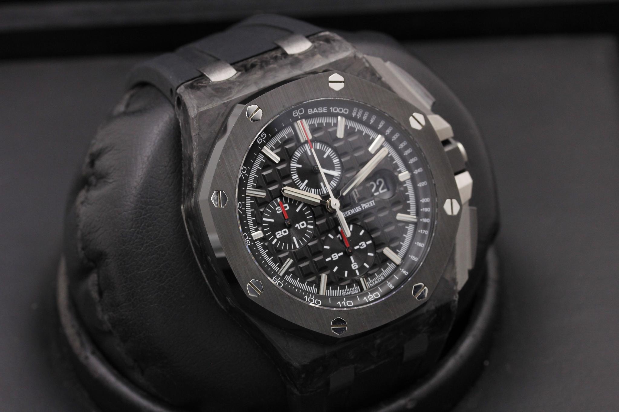 Watch Image 10