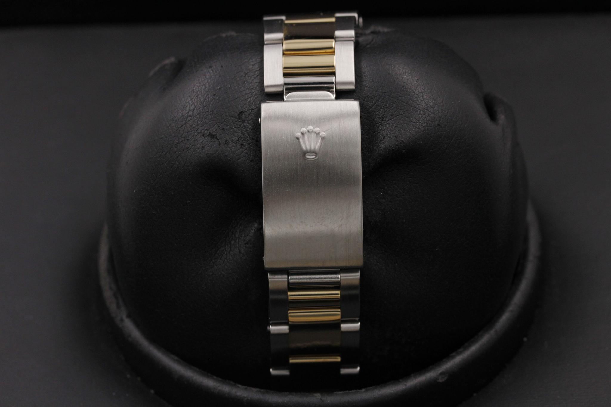 Watch Image 9