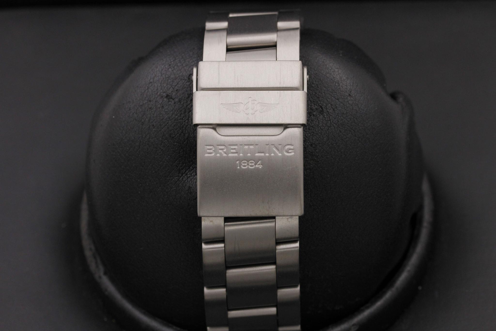 Watch Image 8