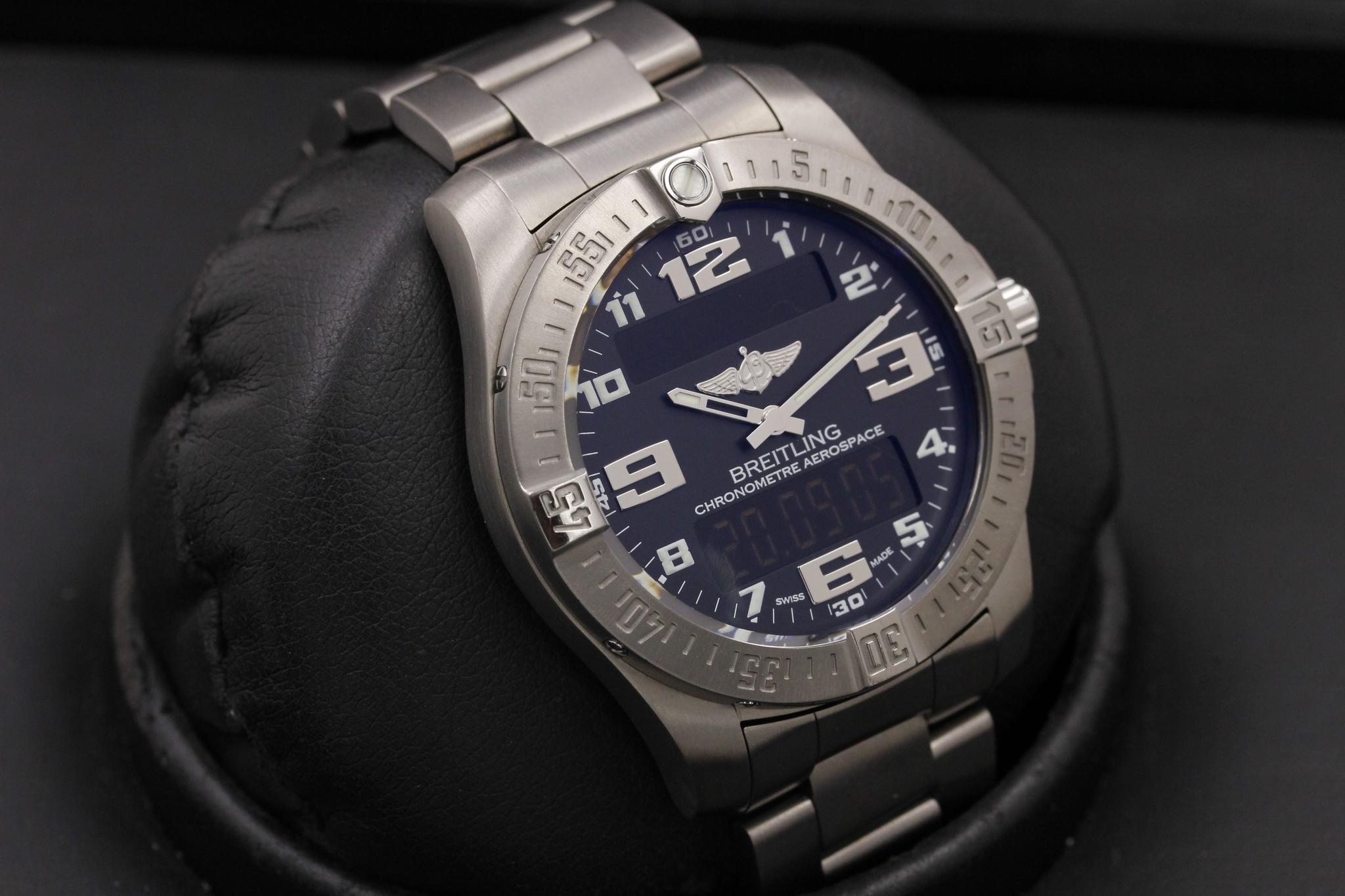 Watch Image 10