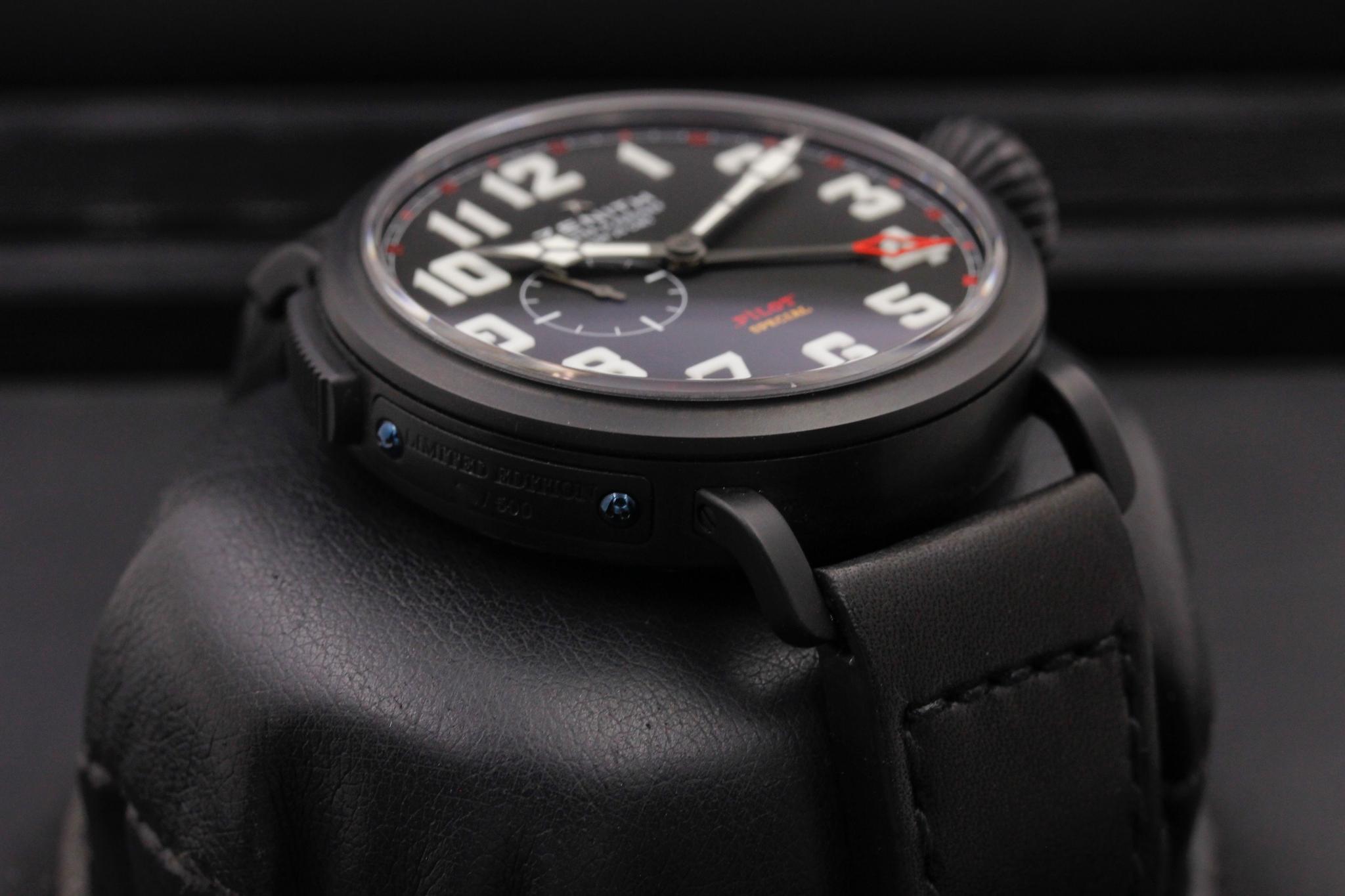 Watch Image 6