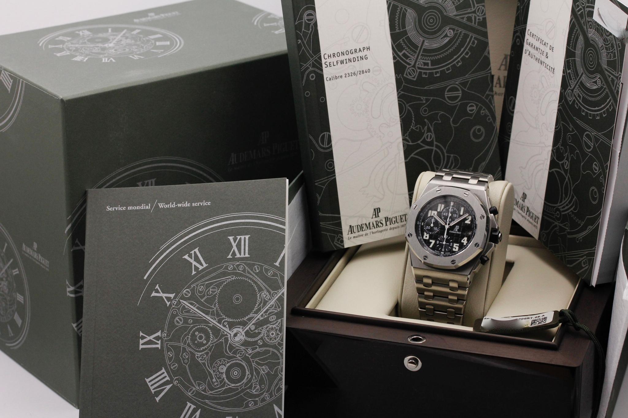Watch Image 12
