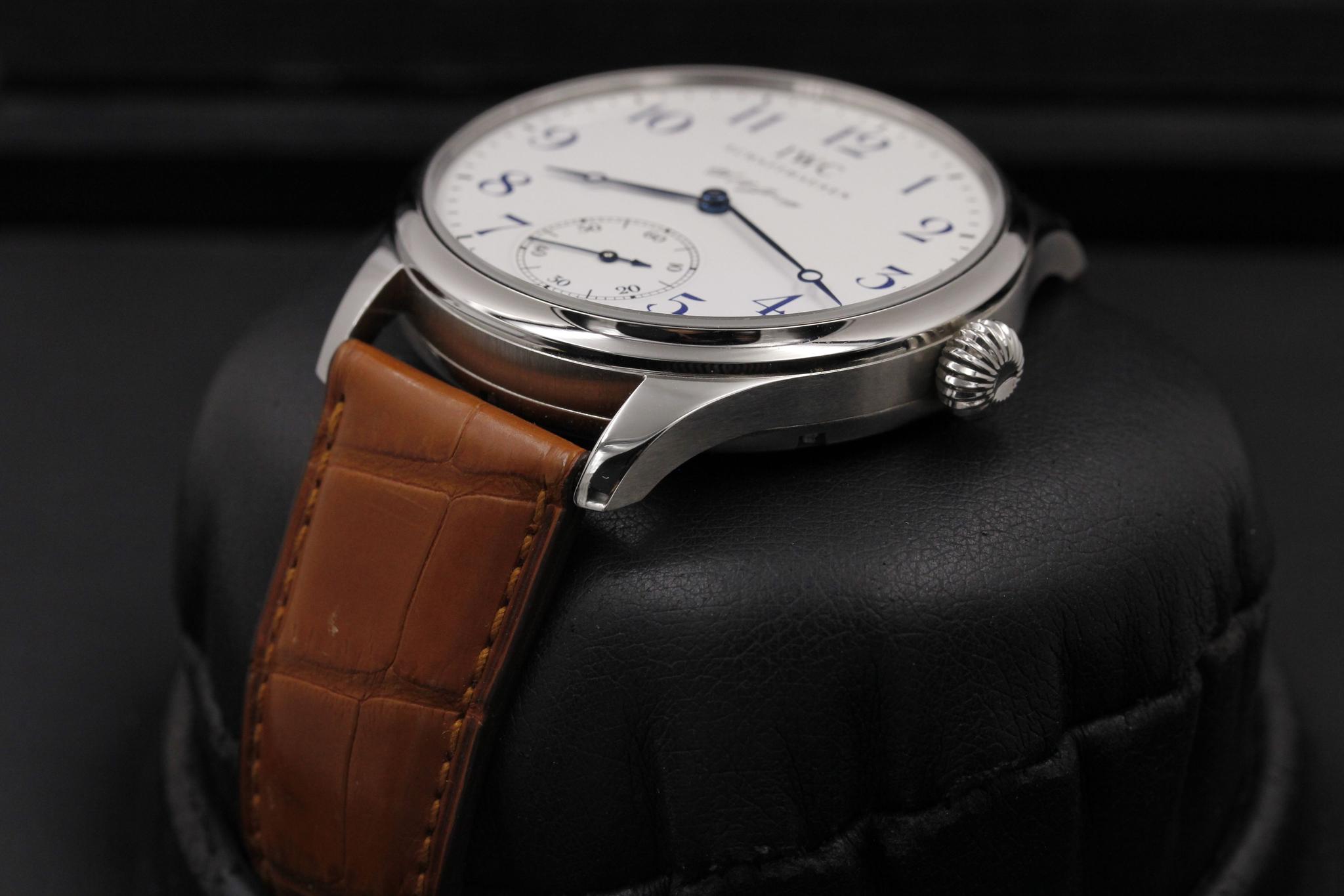 Watch Image 2