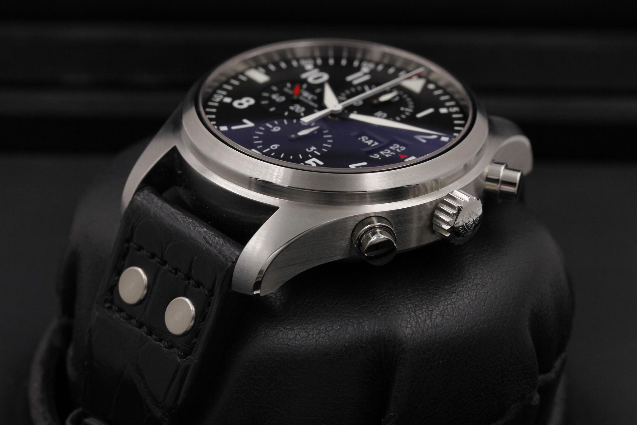 Watch Image 2