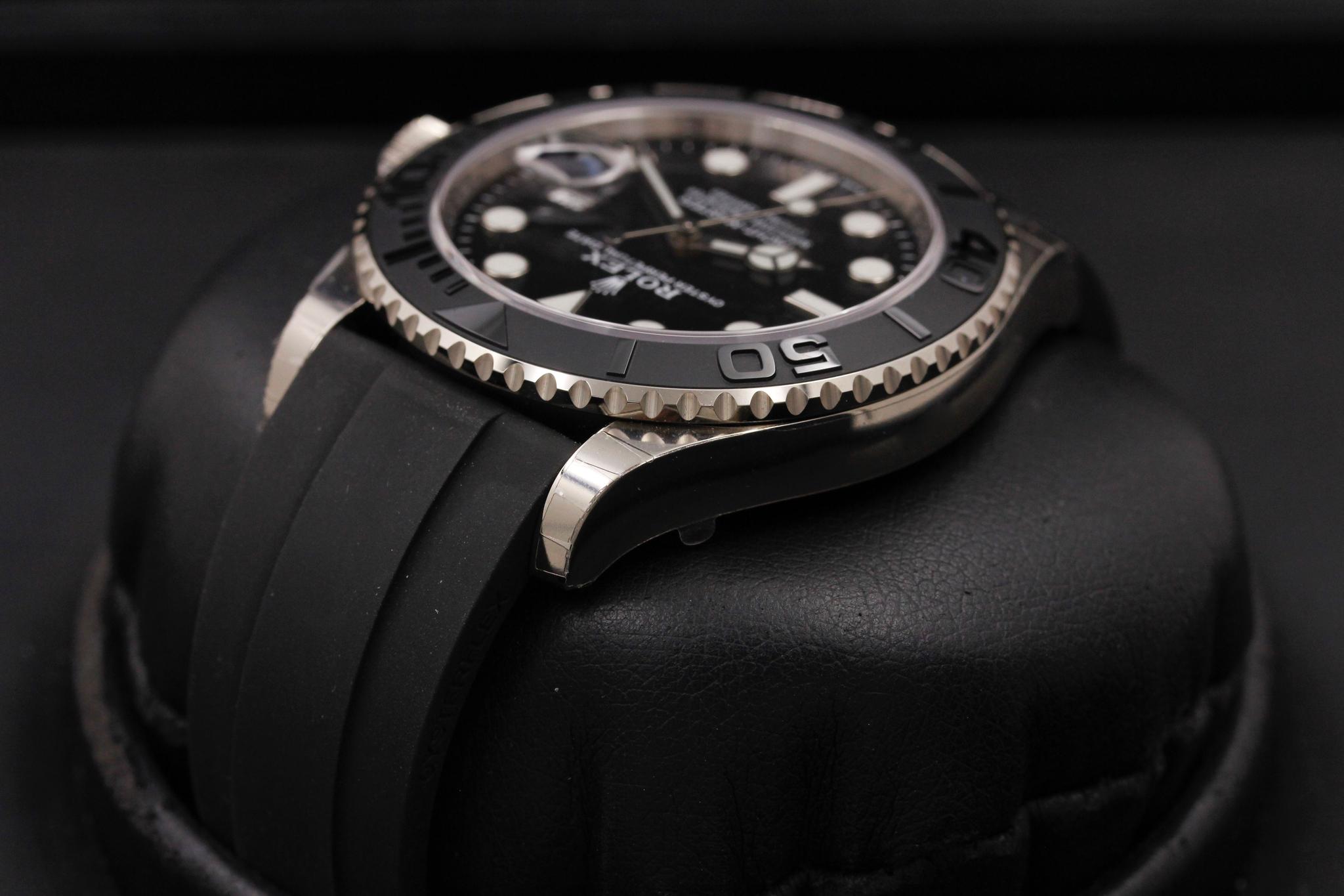 Watch Image 5