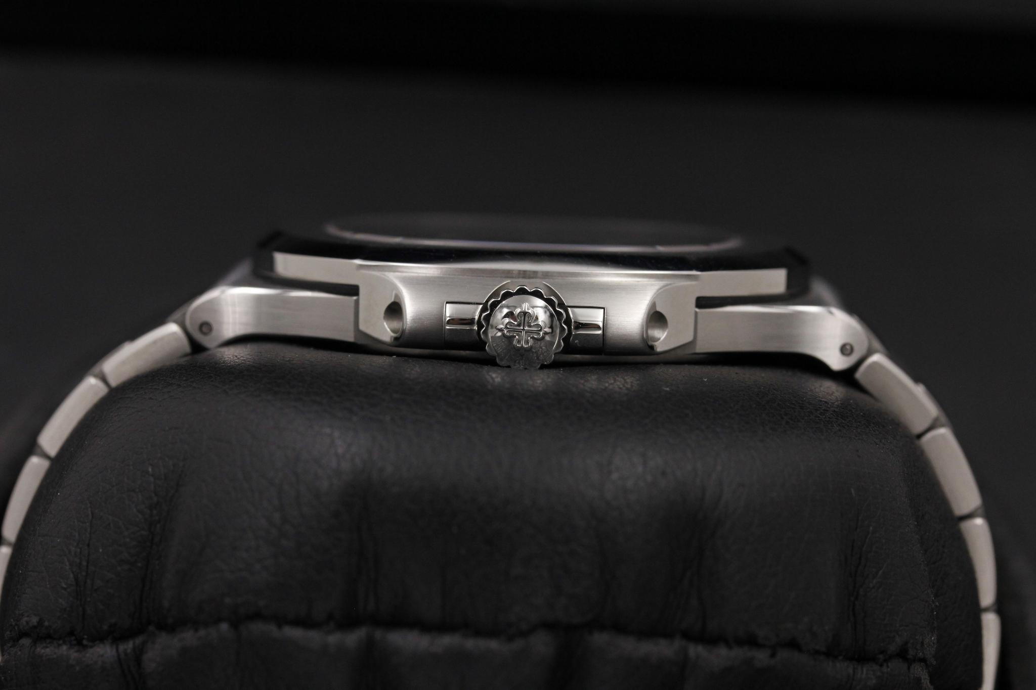 Watch Image 3