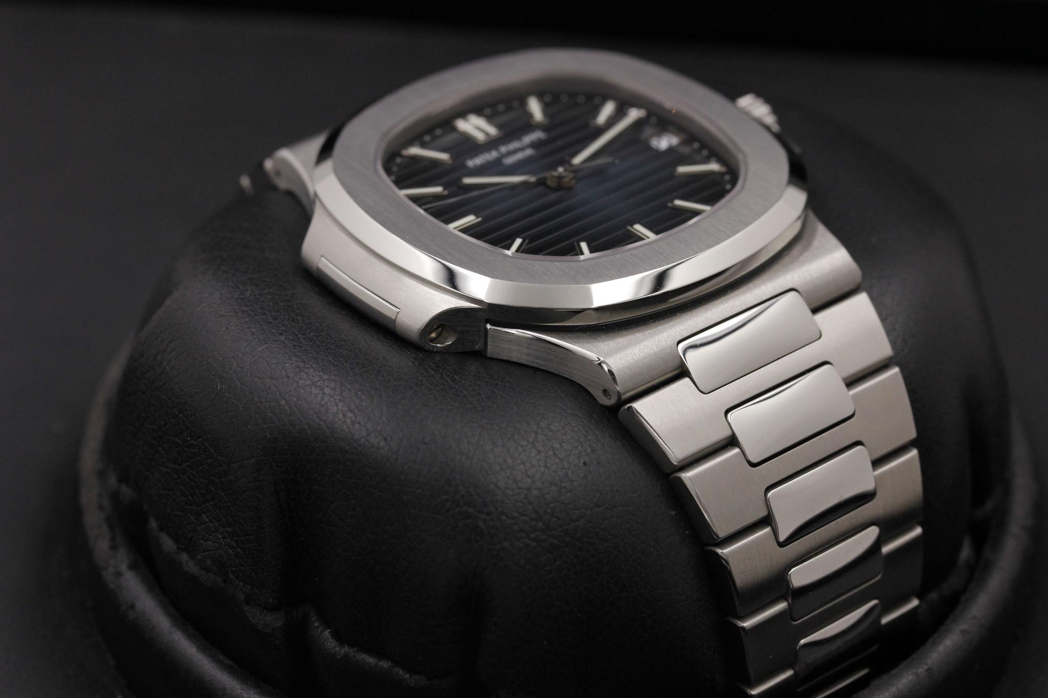 Watch Image 6