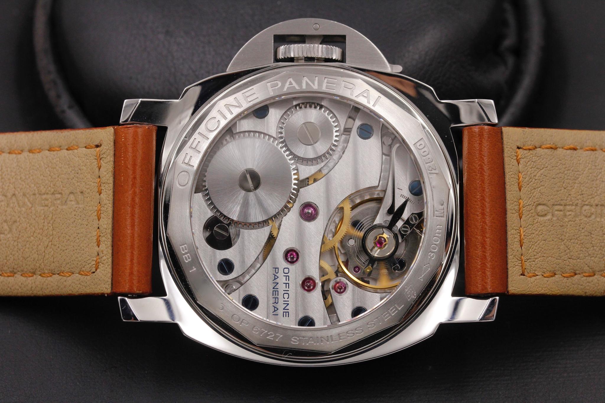 Watch Image 7