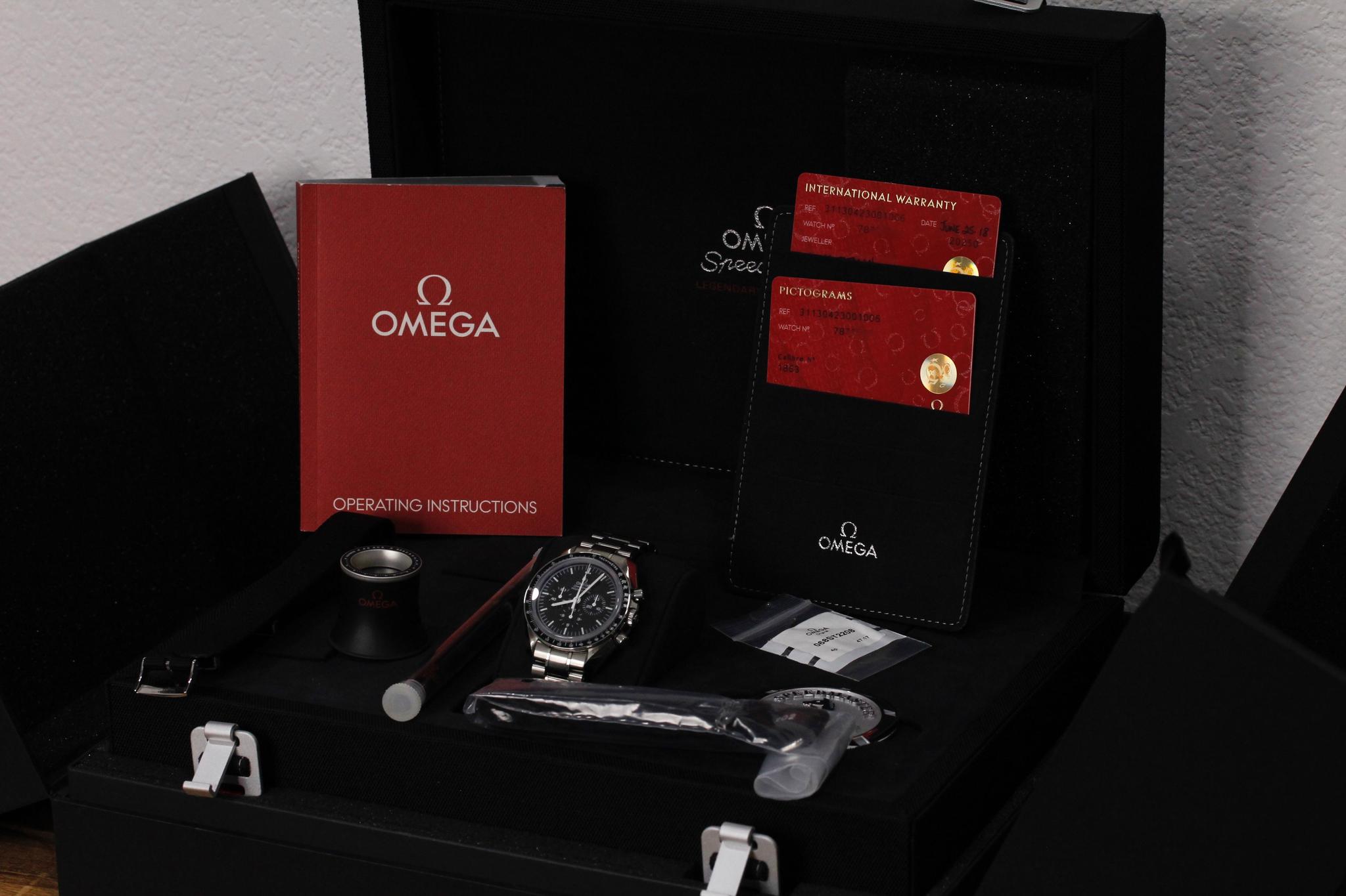 Watch Image 11