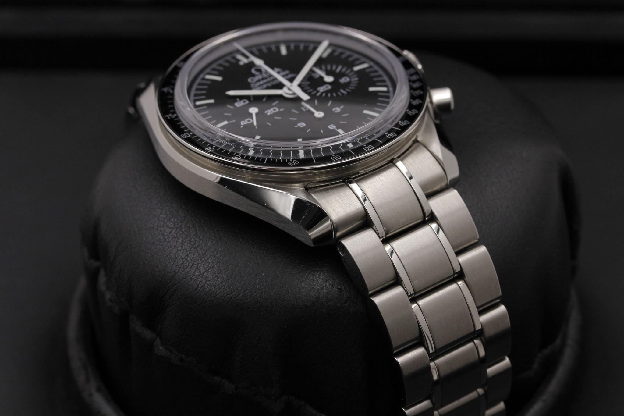 Watch Image 6