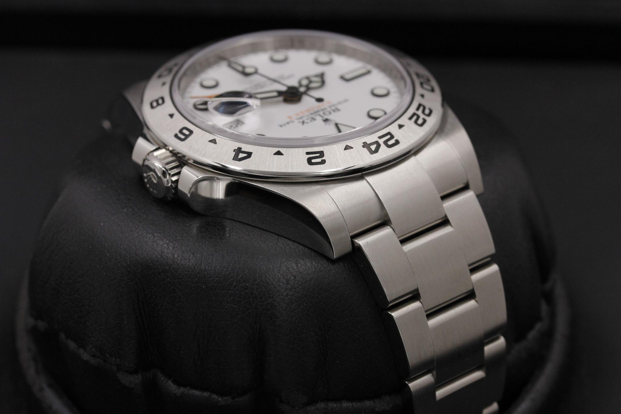 Watch Image 4